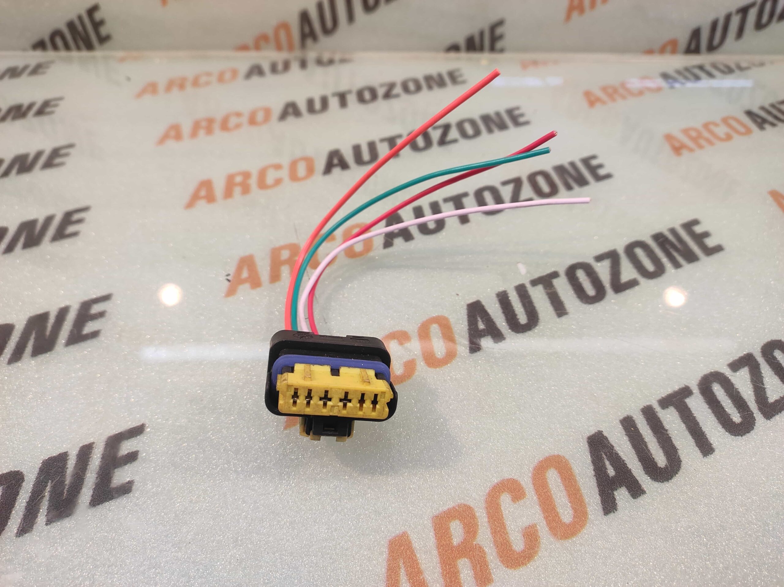 ELECTRONIC COMPONENTS WIRING HARNESS COUPLER FUEL PUMP 4 PIN YELLOW