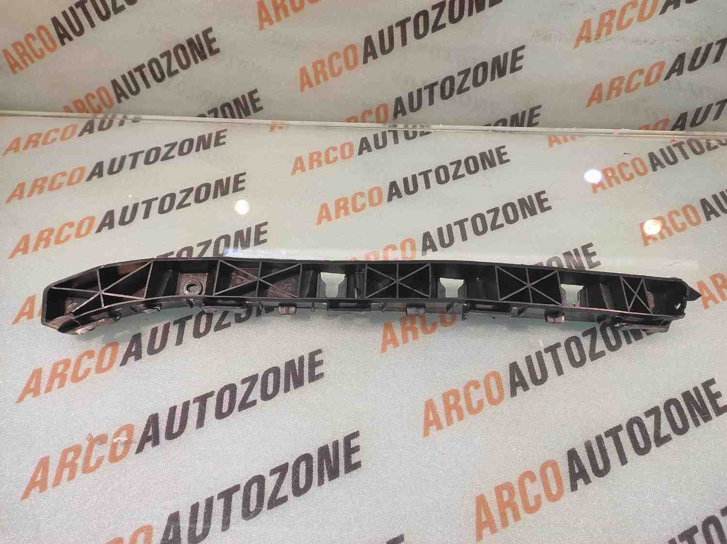 REAR BUMPER BRACKET ELANTRA 1ST GEN RIGHT IMP 866143X000