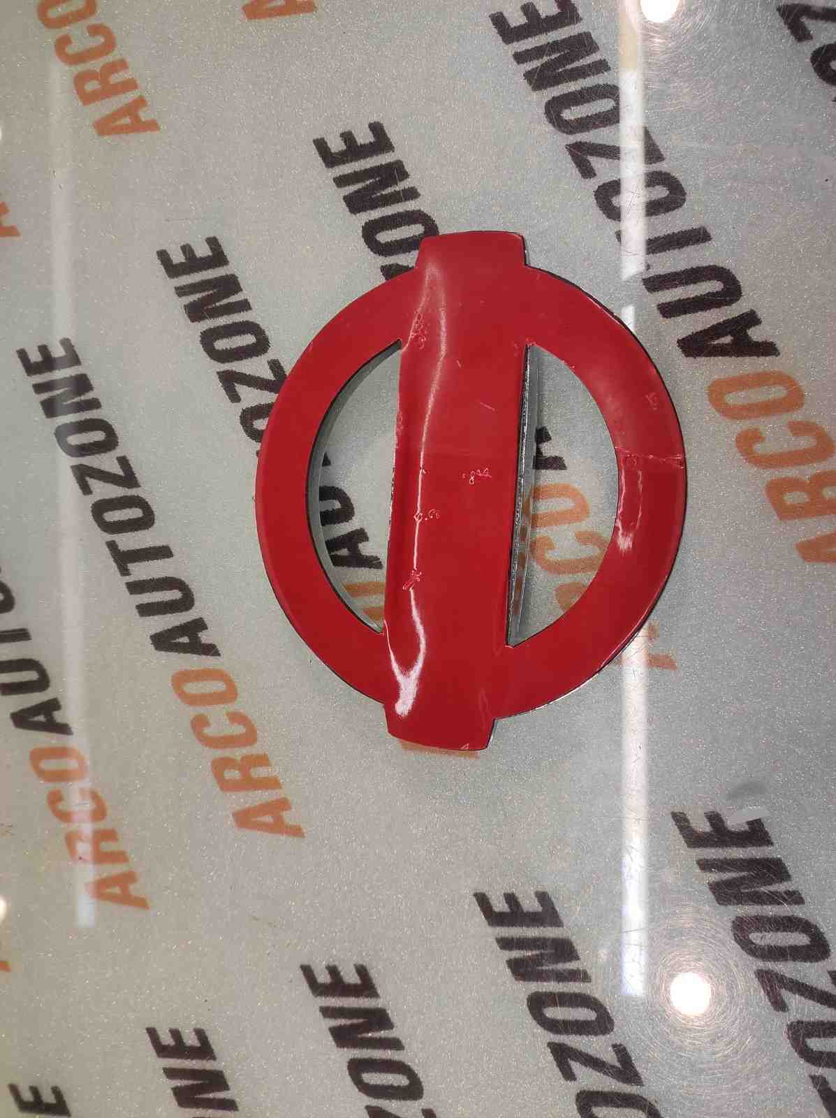 FRONT GRILL LOGO TERRANO IND