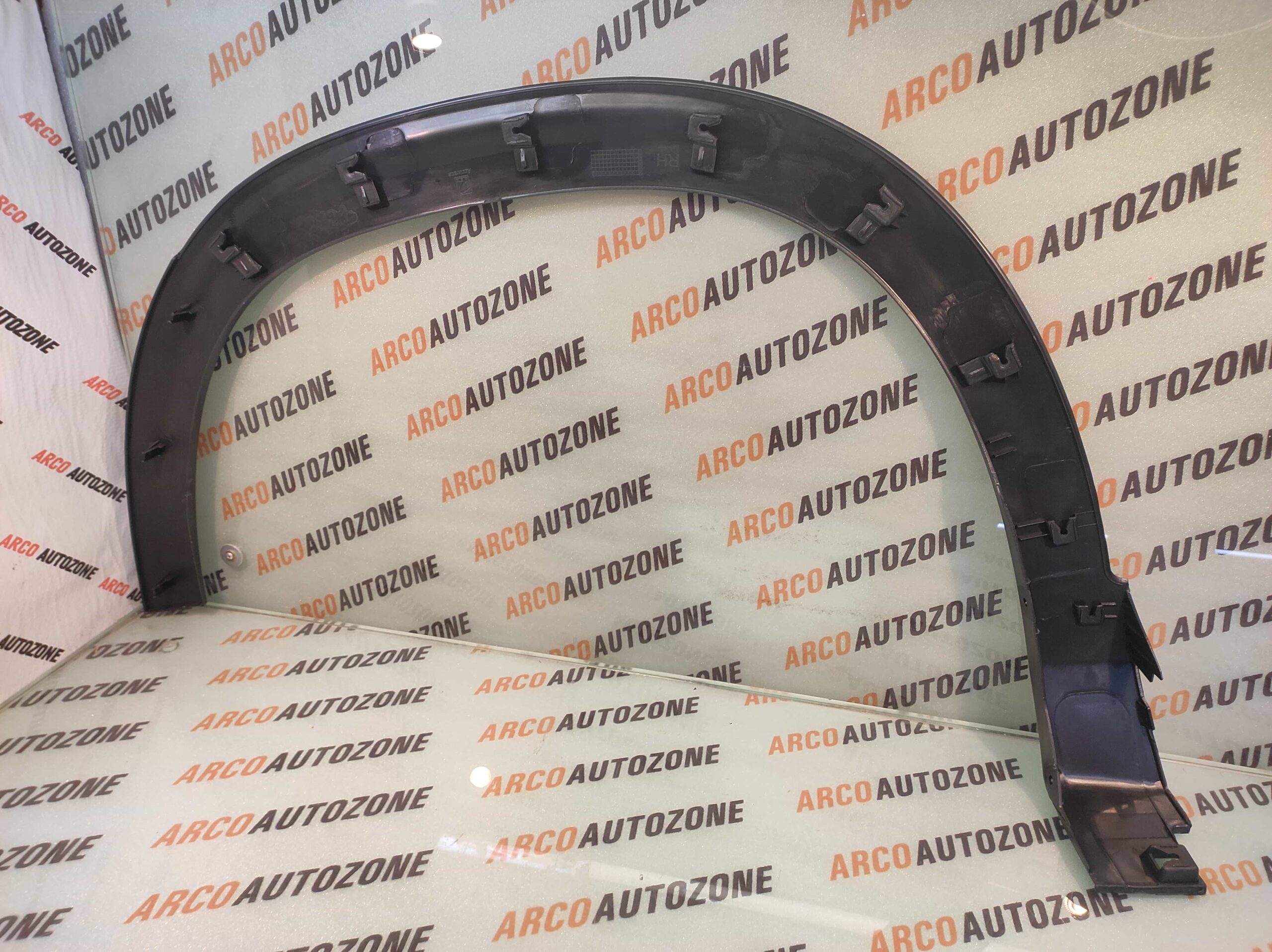 FRONT CLADDING SELTOS RH ACC KIA001114 87712Q6000