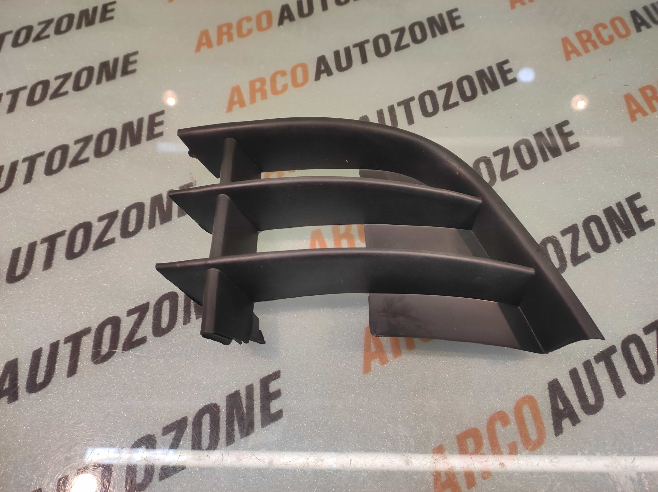 LOWER GRILL FABIA T2 RAPID T1 RIGHT KONE ACC SKD002109RH