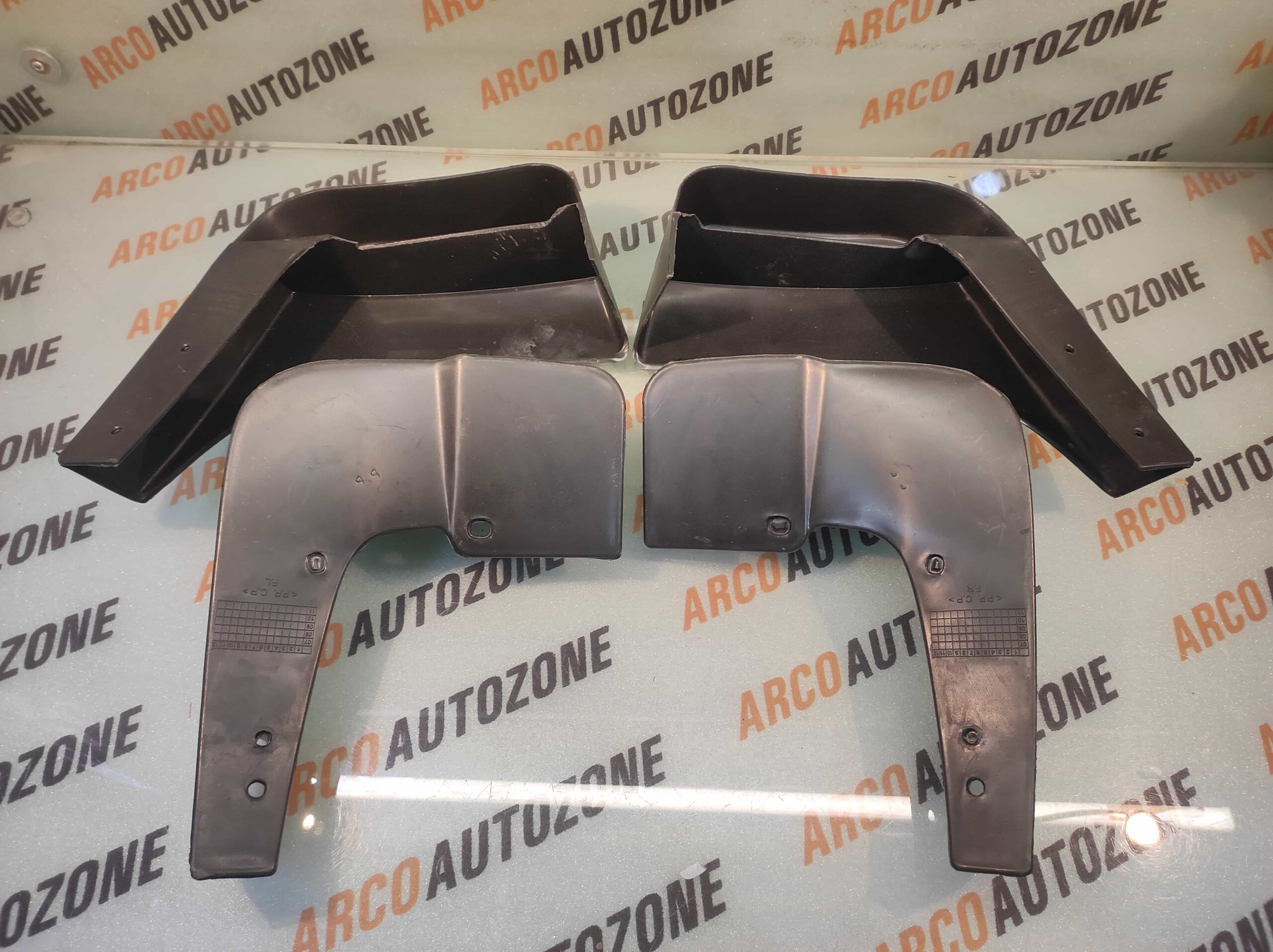 MUD FLAP ZEN ESTILO T2 SET