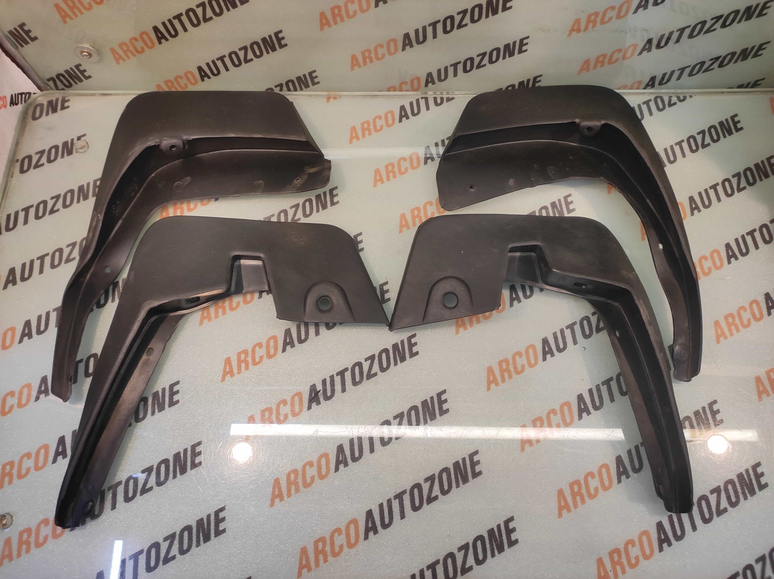 MUD FLAP VERITO SET