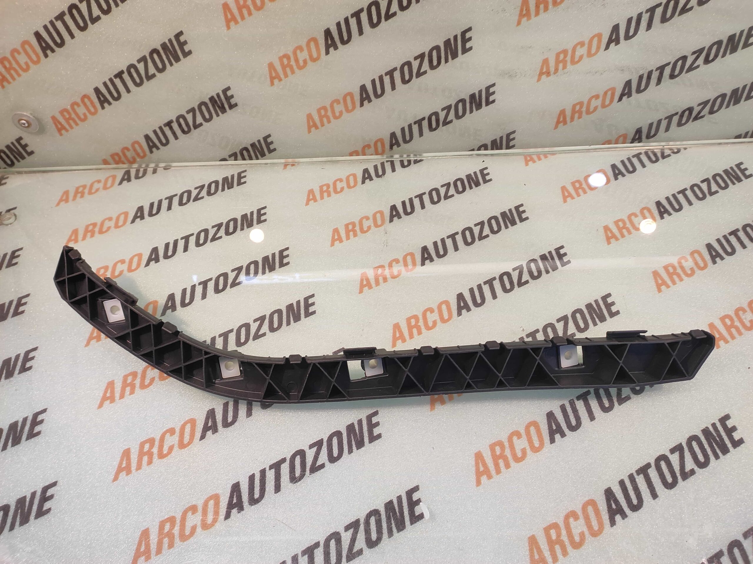 REAR BUMPER BRACKET VERNA 12 RIGHT HYU 866141V000