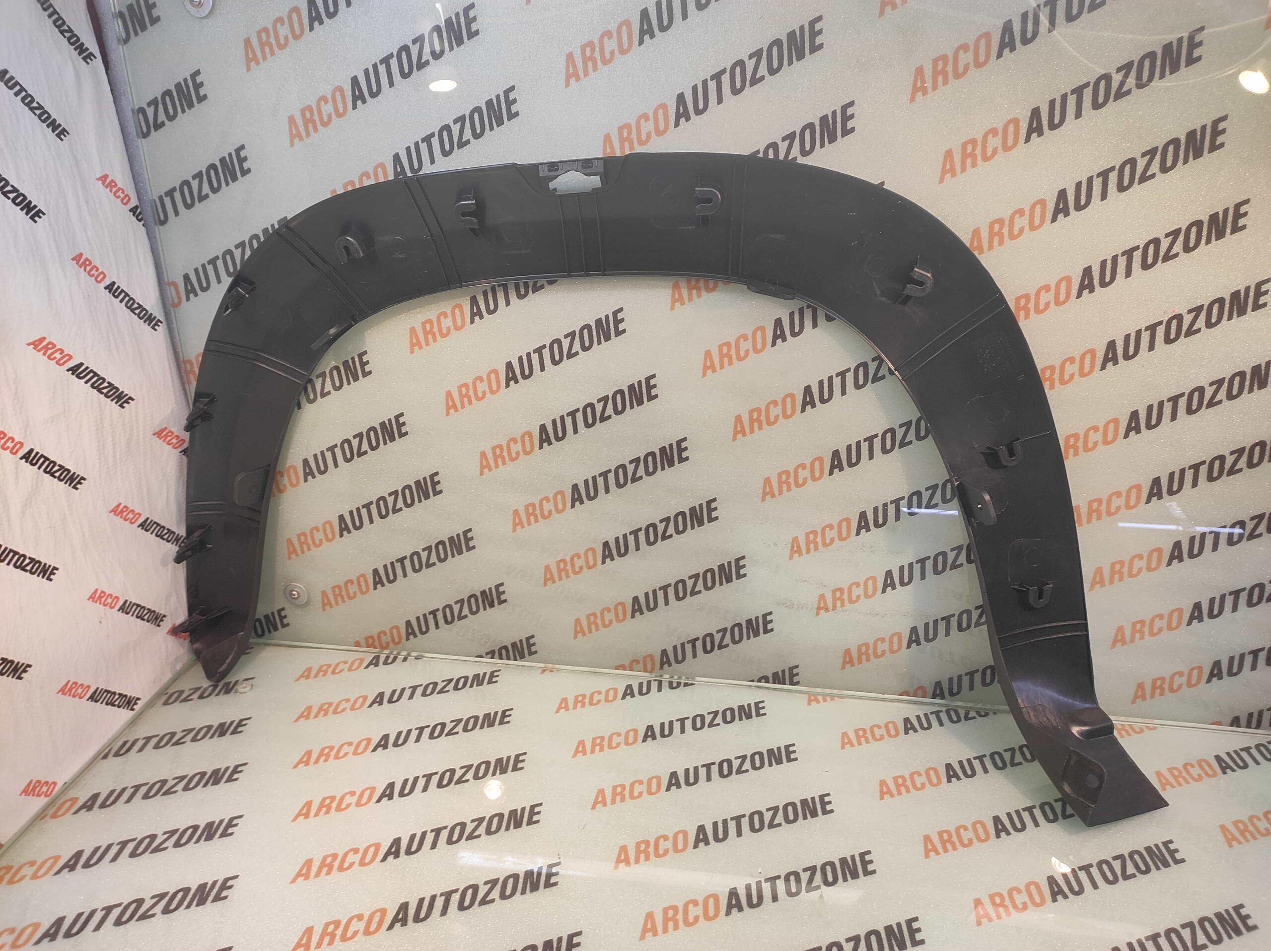 CLADDING KWID T1 FRONT RIGHT ACC RNA00411