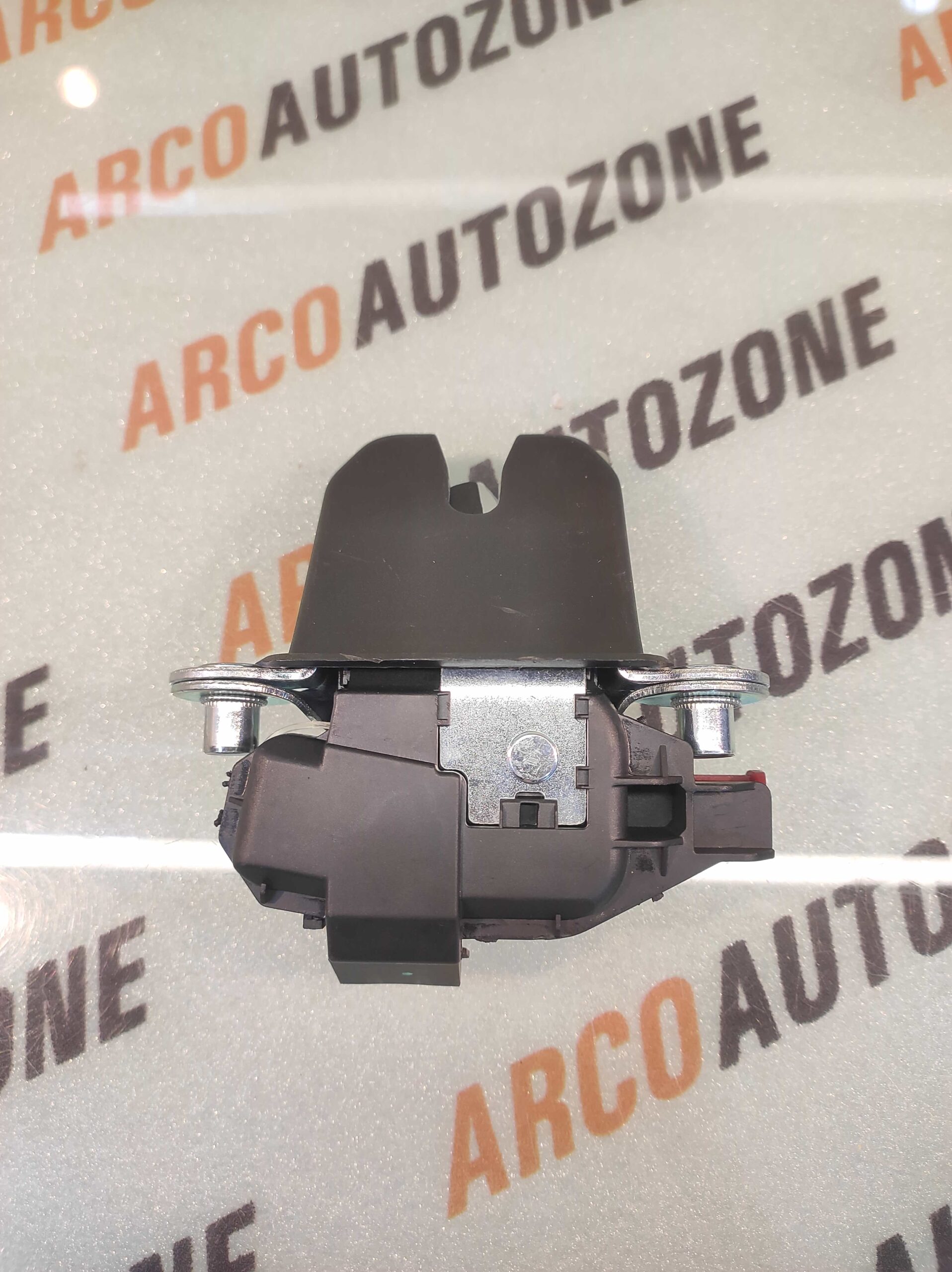 DICKY LATCH VENTO RAPID AMEO IMP 6R0827505R 6RU827505B