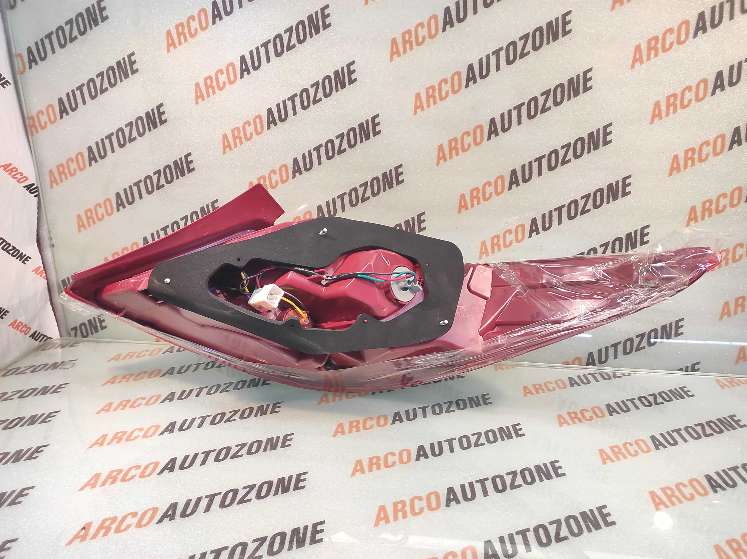 LIGHTING TAIL LIGHT VERNA 16 LEFT HYU 924011V600