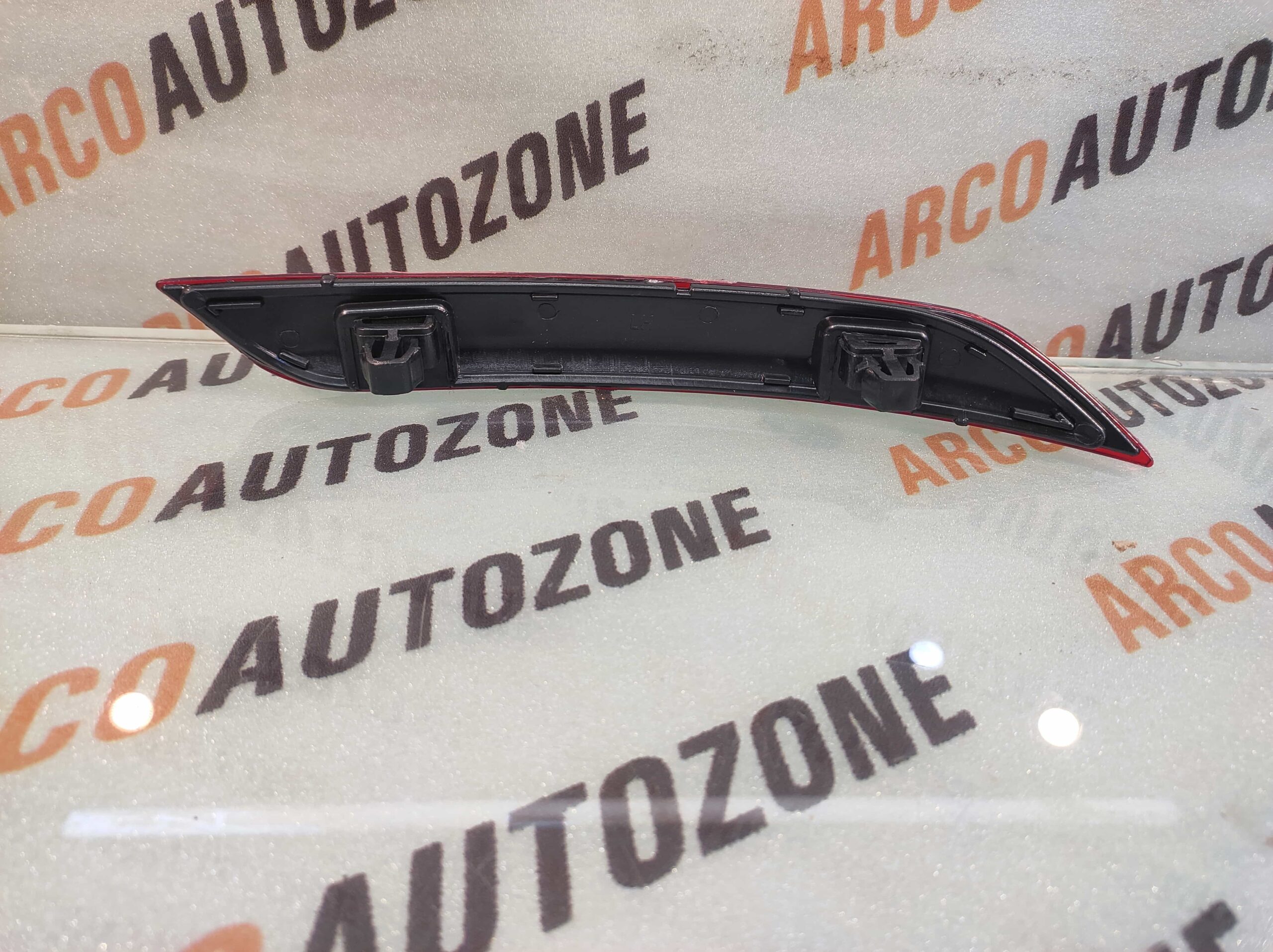REAR BUMP REFLECTOR POLO 2ND GEN LEFT VW 6RG945105