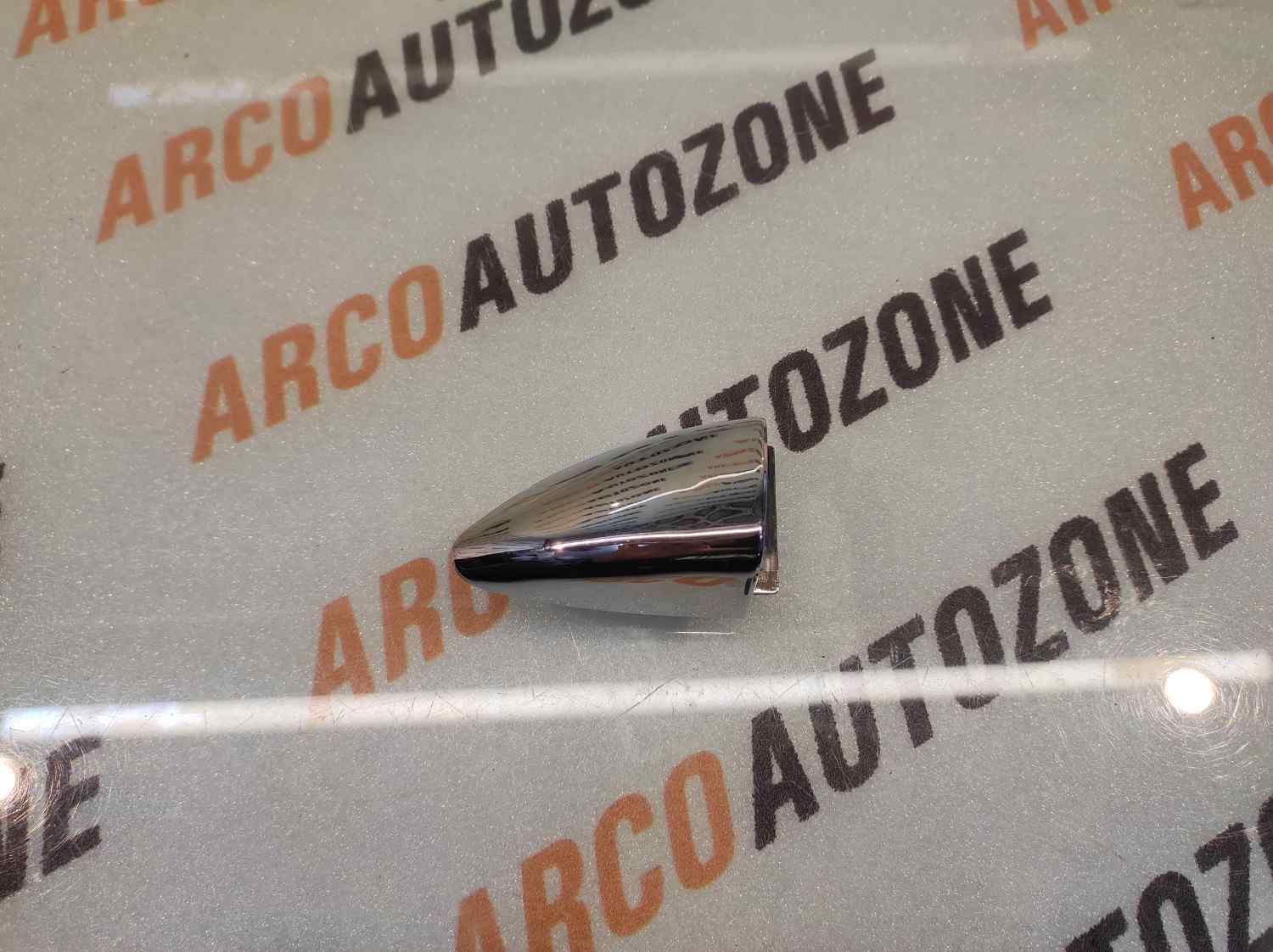 OUTER HANDLE CAP CHR GRAND XCENT FRONT LEFT REAR LEFT IMP 82652B4051