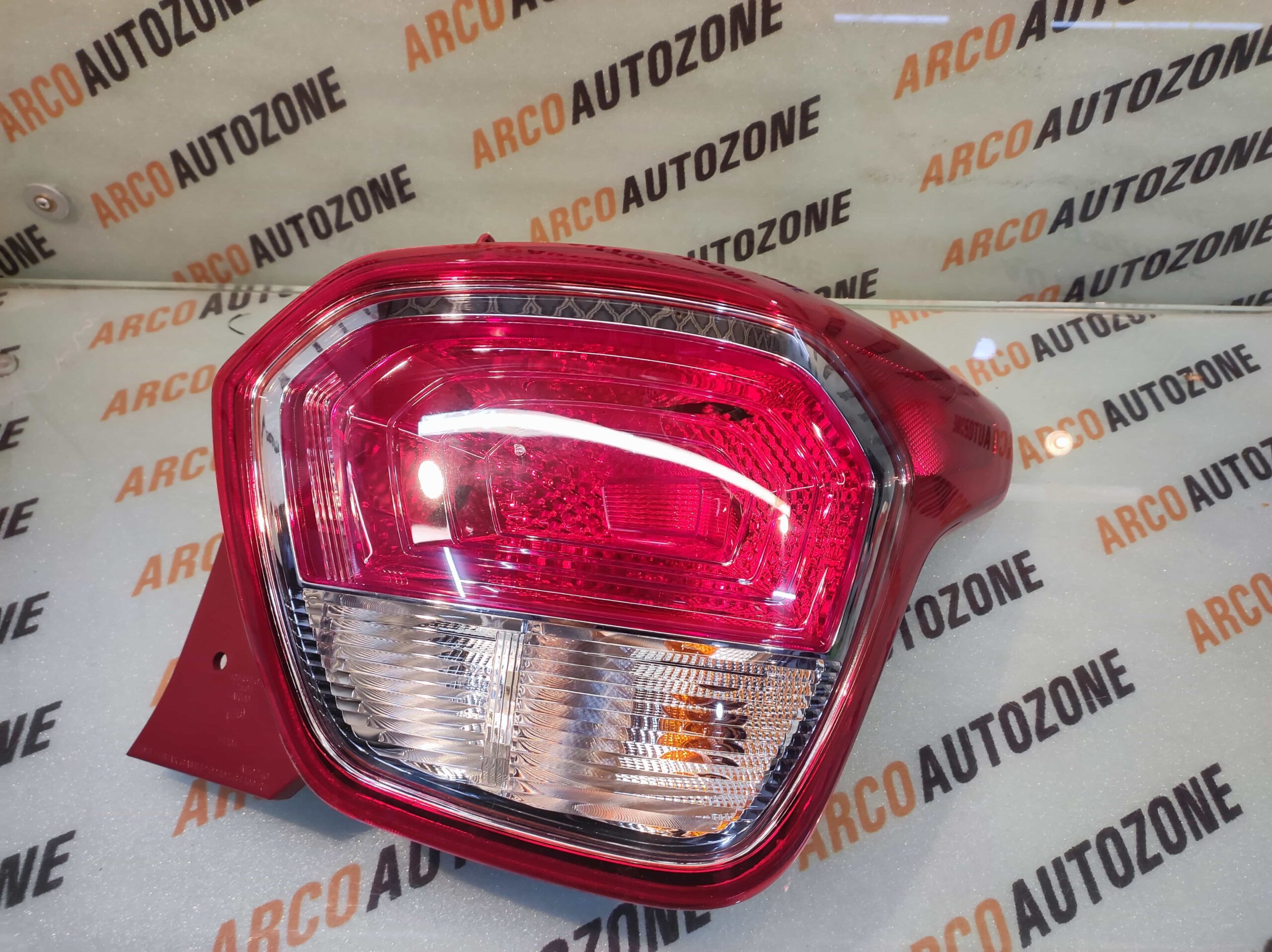 LIGHTING TAIL LIGHT XCENT T1 RIGHT HYU 92402B4400