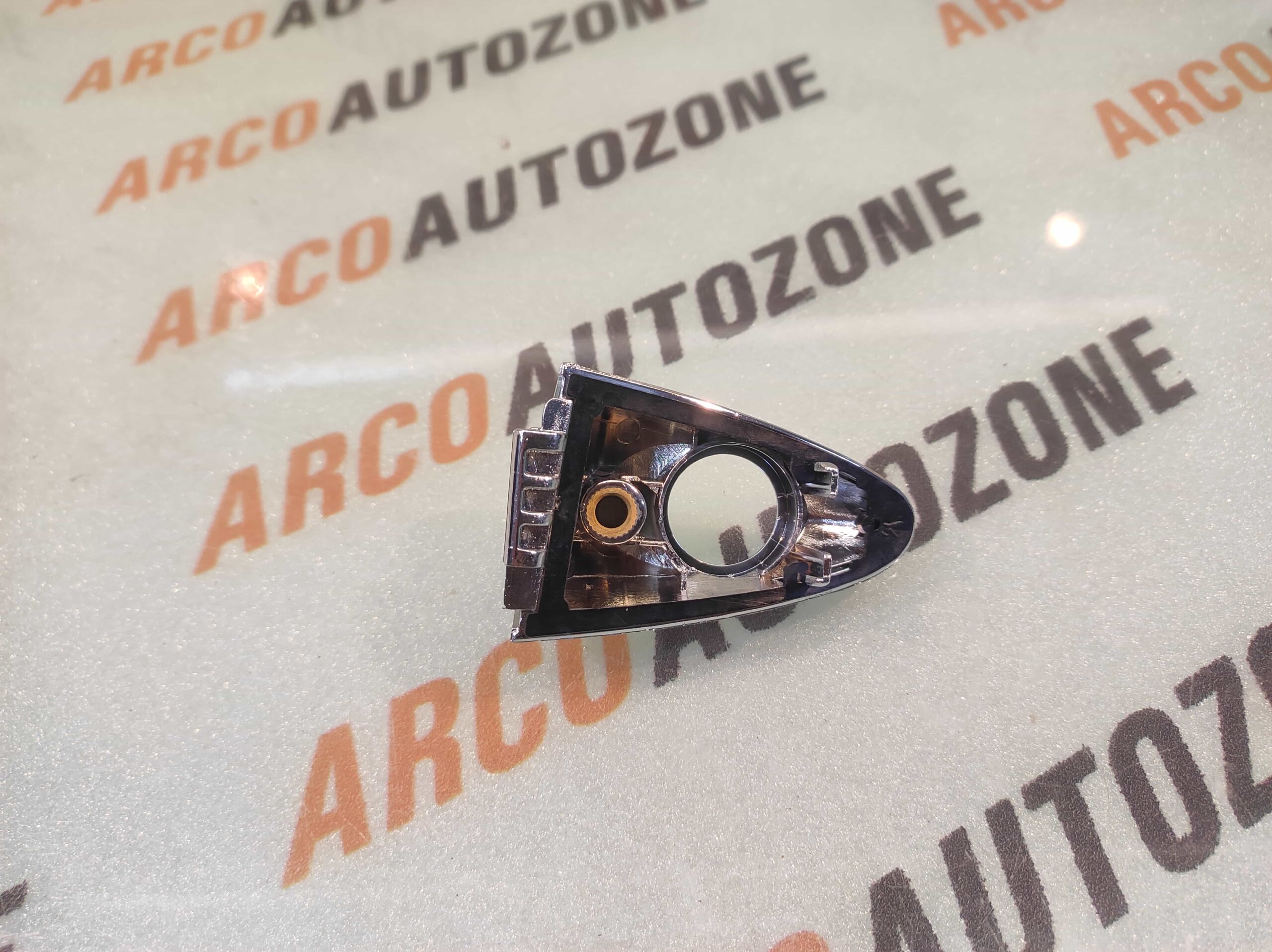 OUTER HANDLE CAP VERNA 12 FRONT RIGHT CHROME