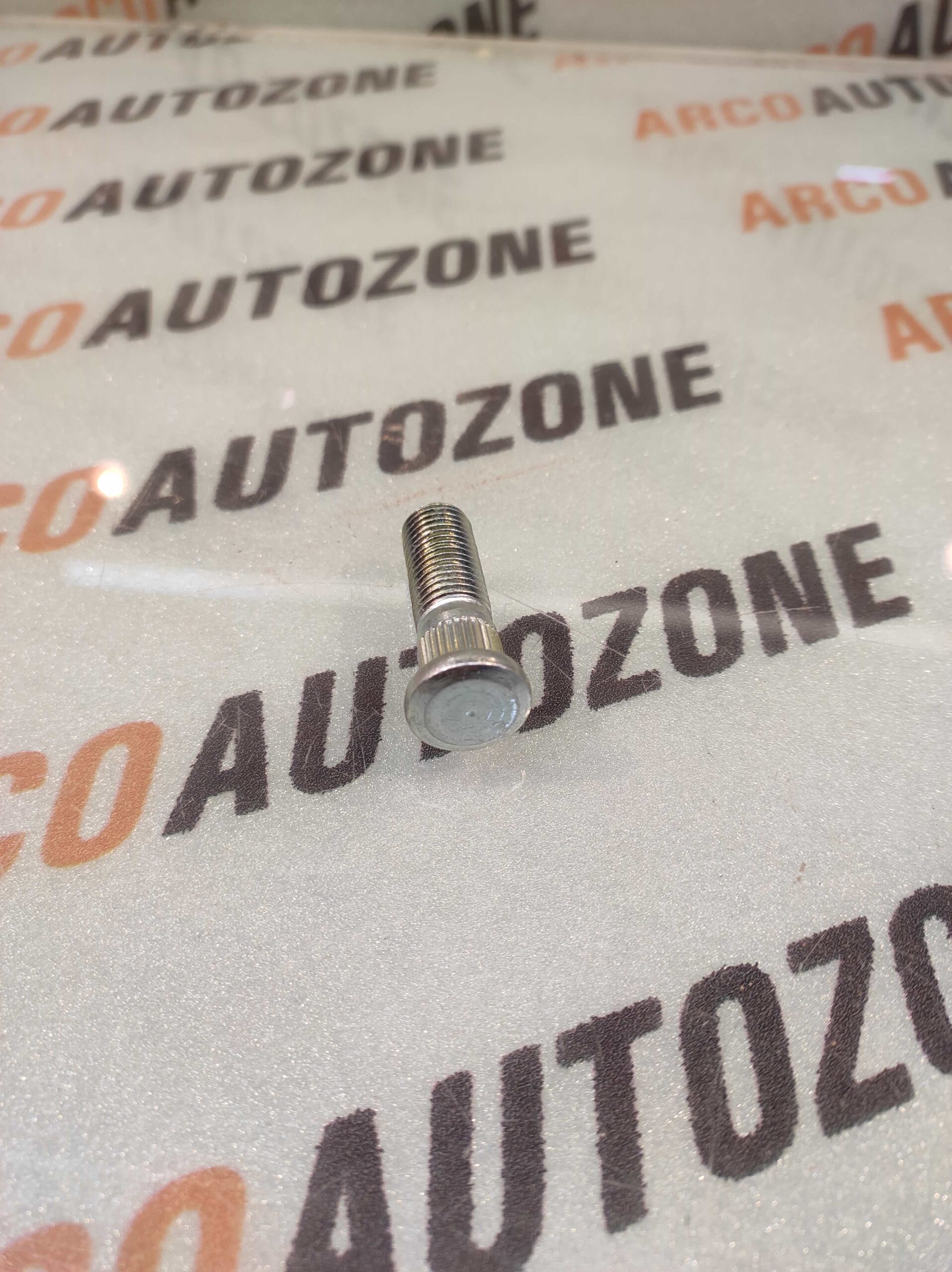 WHEEL STUD BEAT SPARK STL