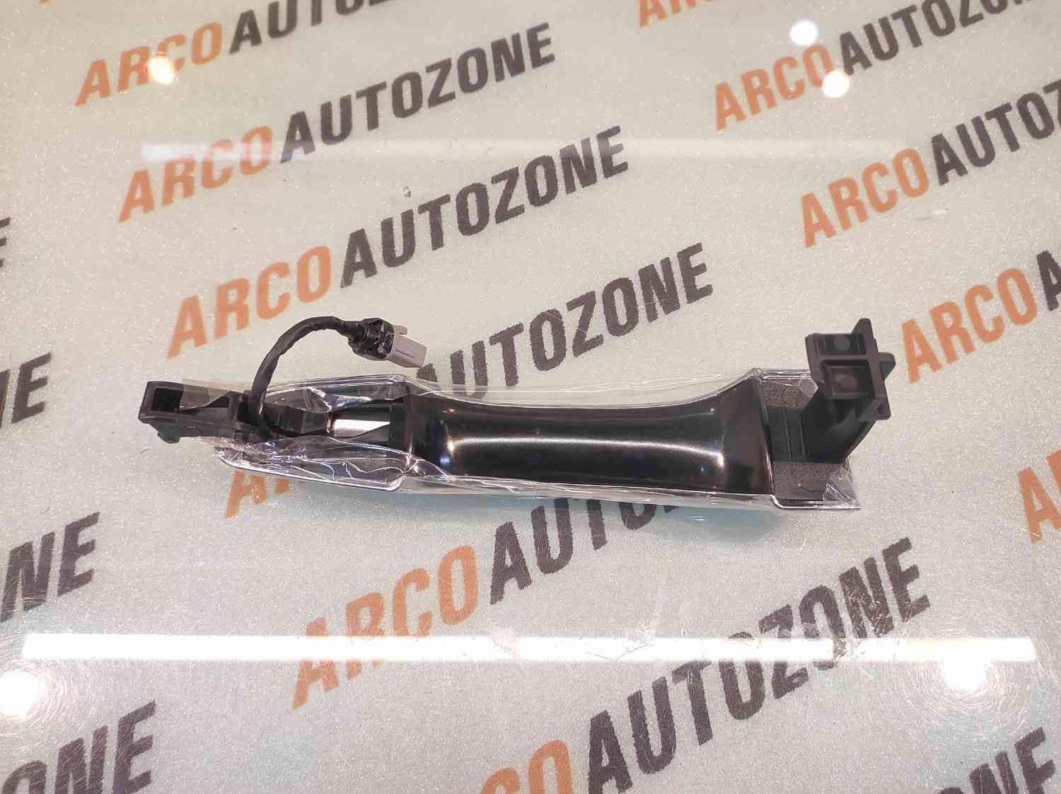 OUTER HANDLE CRETA 1ST GEN FRONT LEFT CHROME SENSOR IMP 82651A4200