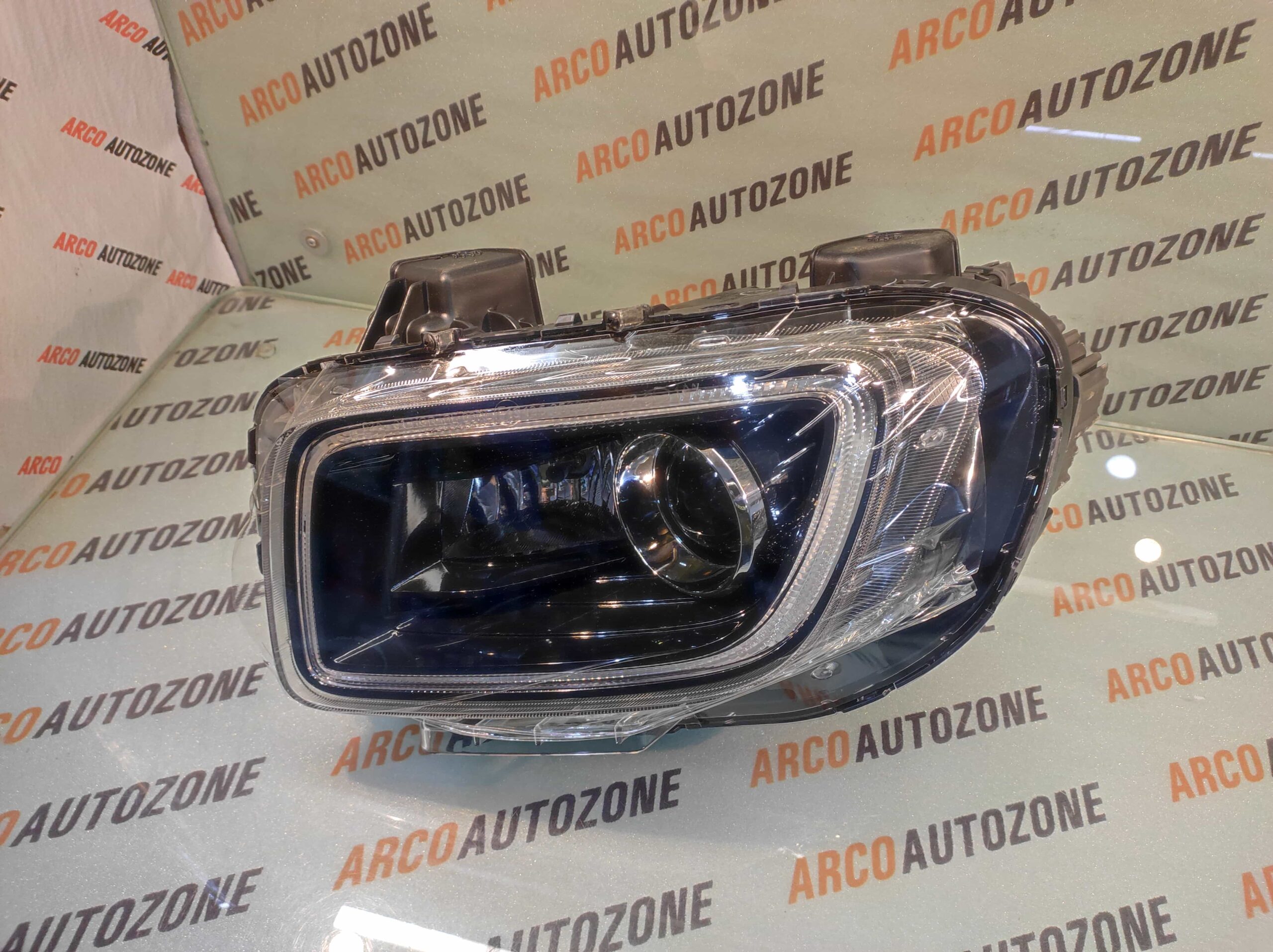 LIGHTING HEAD LIGHT PROJECTOR LED VENUE LEFT LOWER HYU 92101K3100