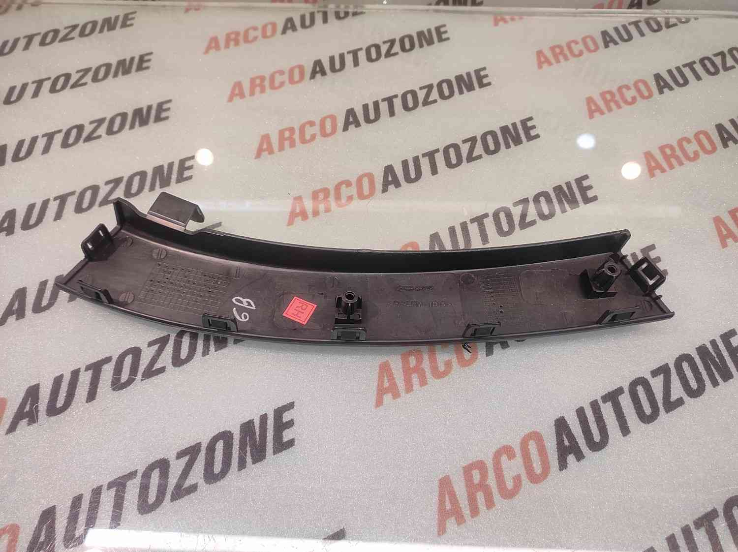 CLADDING BUMPER BREZZA RIGHT MGP 71793M82P005PK