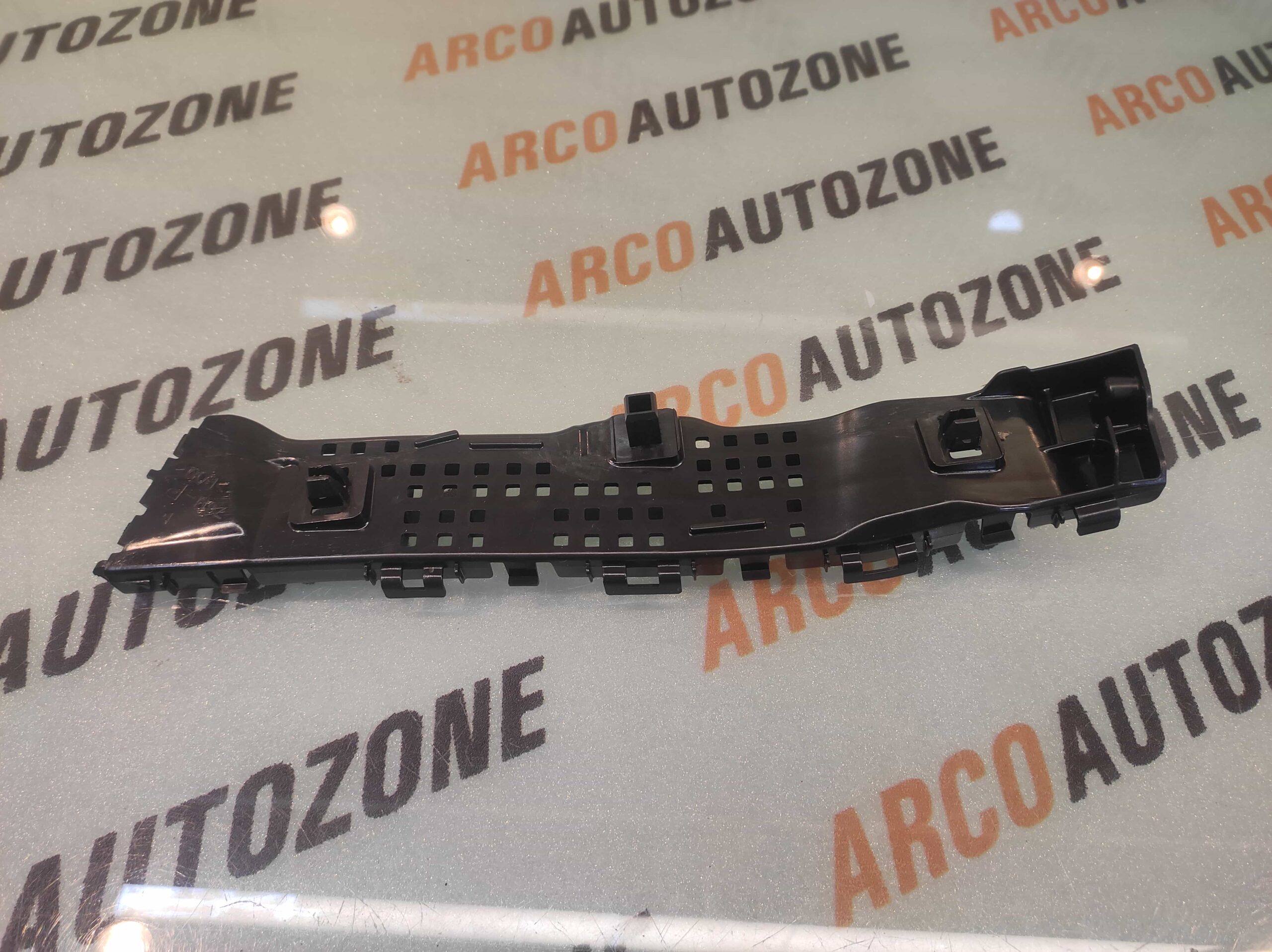 REAR BUMPER BRACKET CELERIO RIGHT MGP 71821M76M00