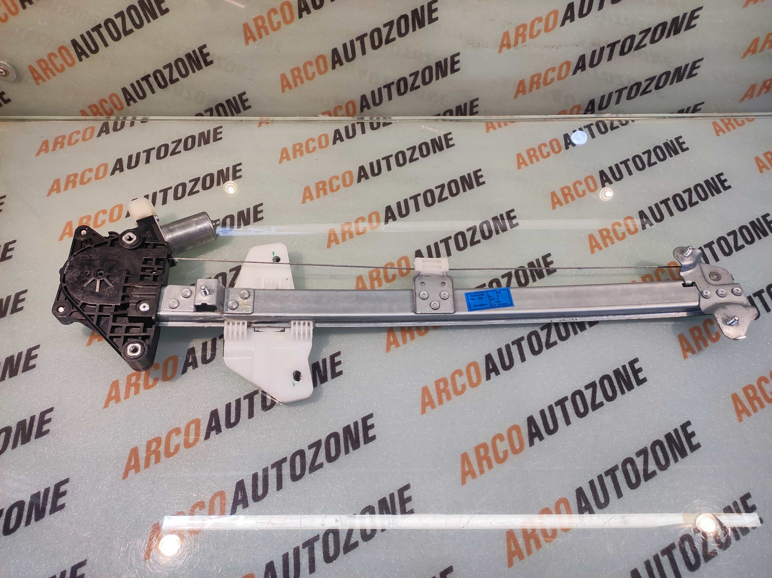 GLASS MACHINE BREZZA FRONT RIGHT MGP 83401M82P11