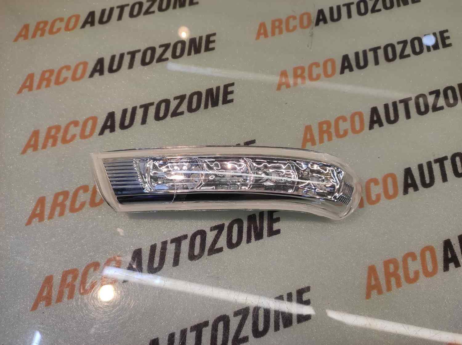 SIDE MIRROR INDICATOR SANTAFI T1 LEFT IMP 876143J000