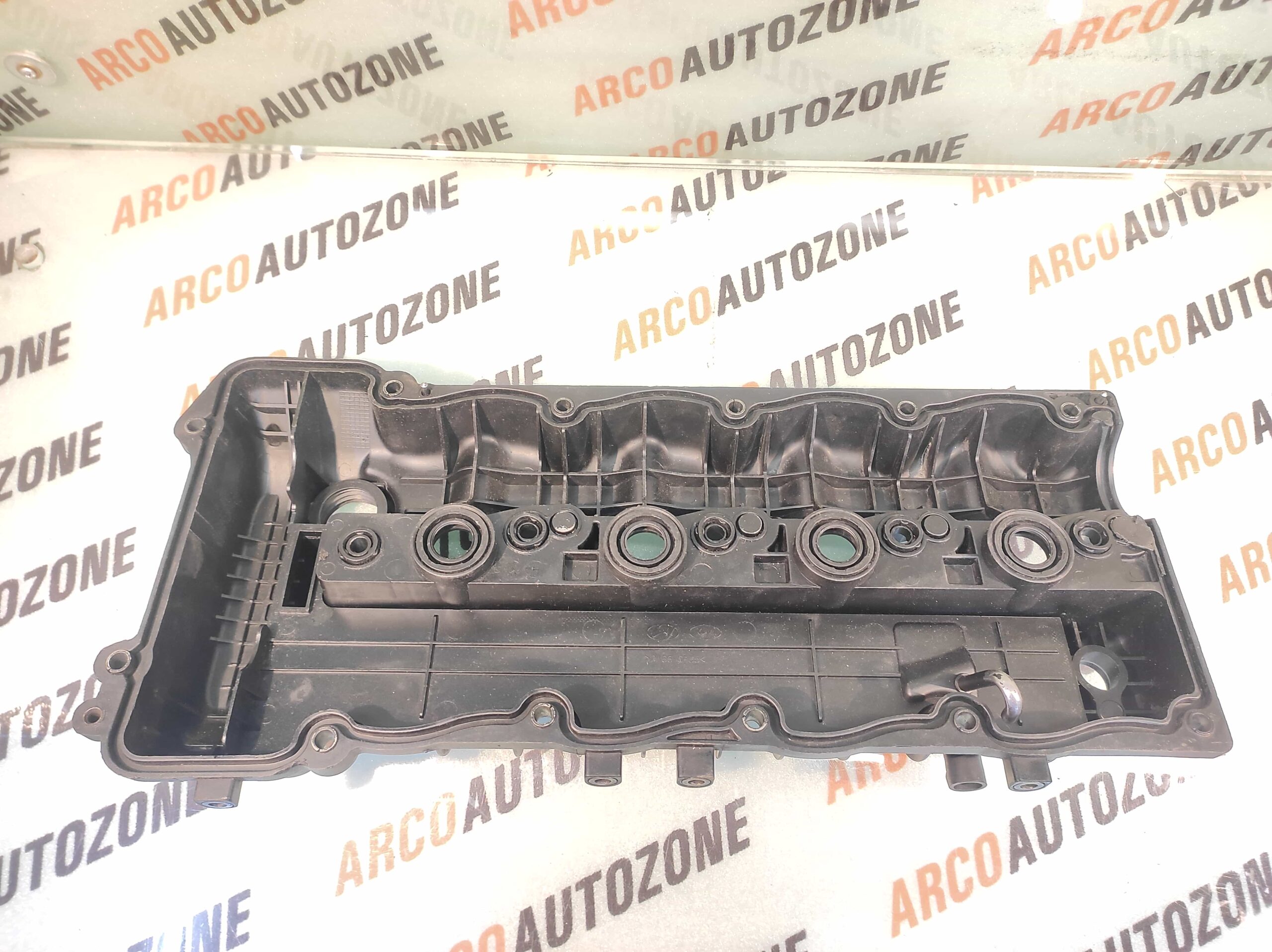 TAPIT COVER VERNA 18 HYU 224112A650