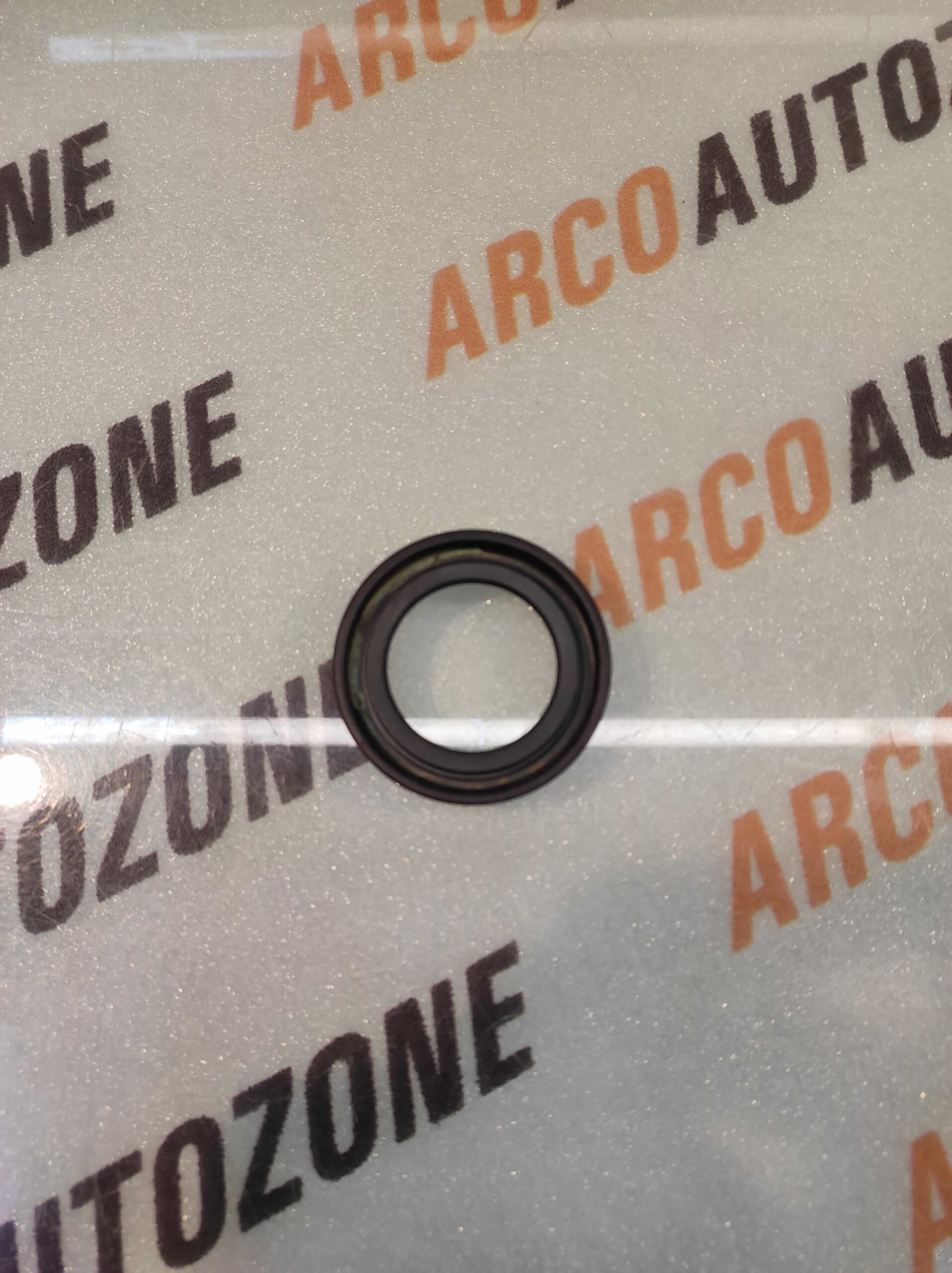 AXLE SEAL SWIFT PETROL RIGHT