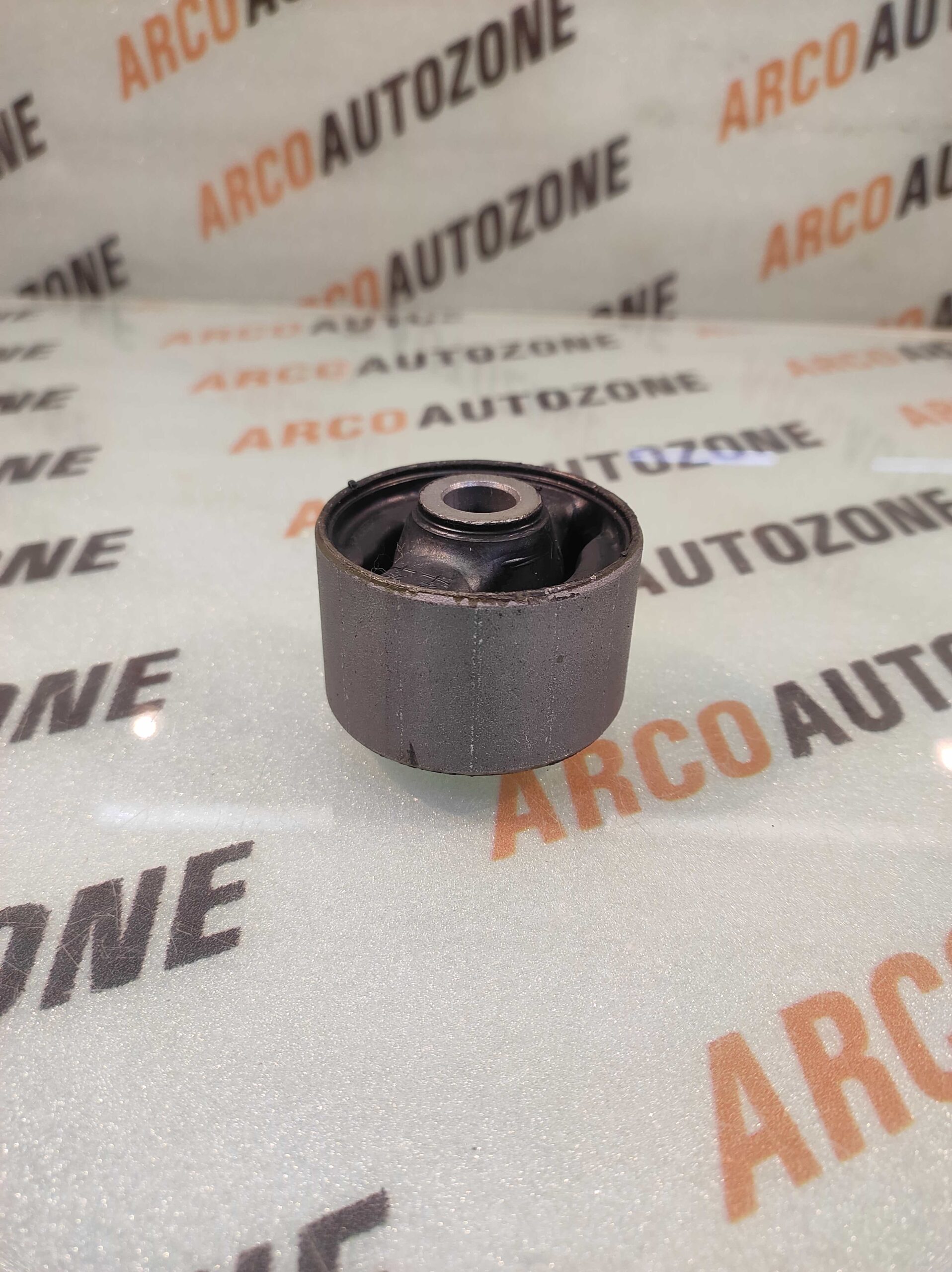 DEAD AXEL BUSH SANTRO EON HYU 551604N000