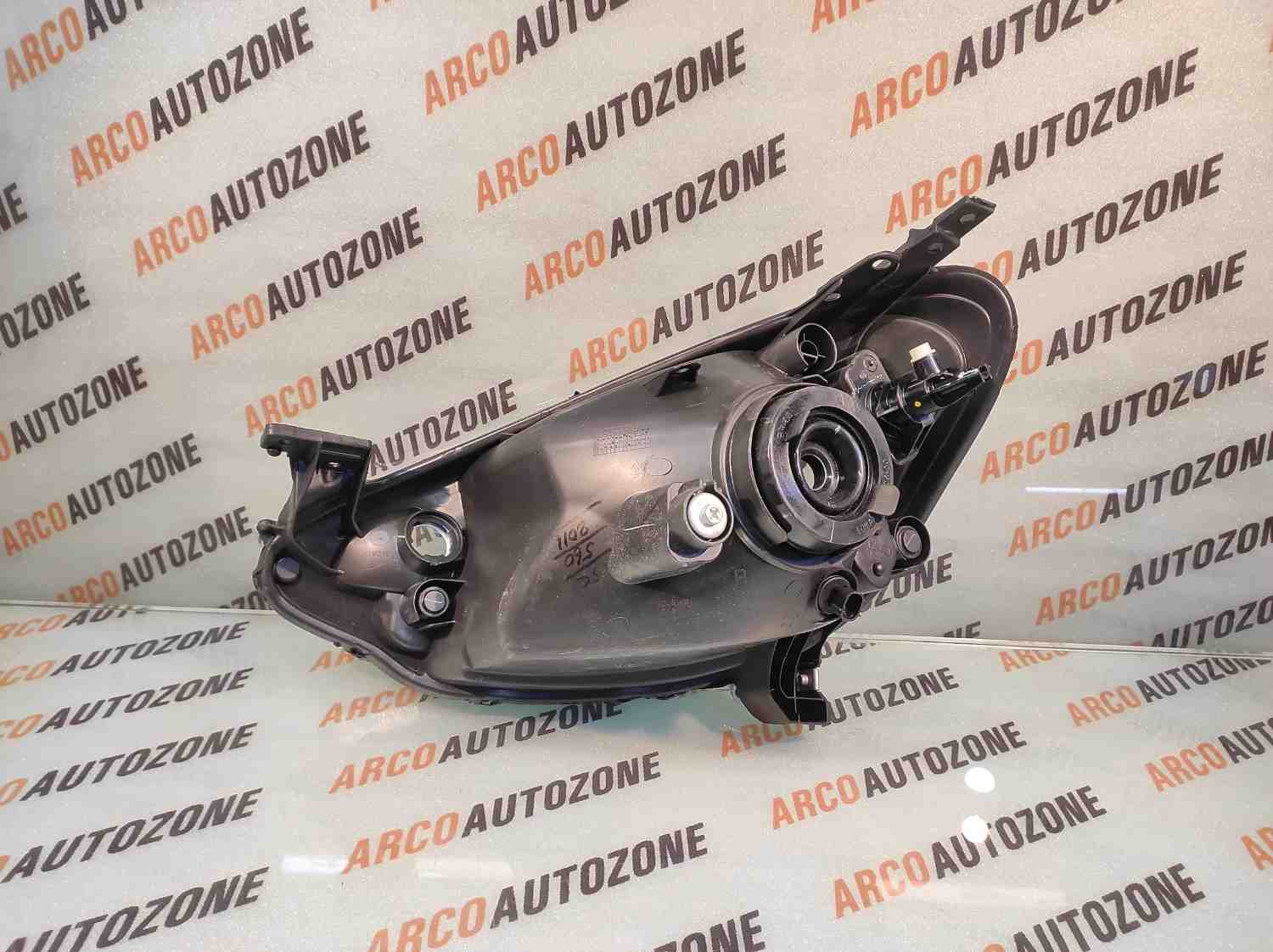 LIGHTING HEAD LIGHT ALTO K10 22 WITH MOTOR RH LUMAX 028HLAK10NMMR