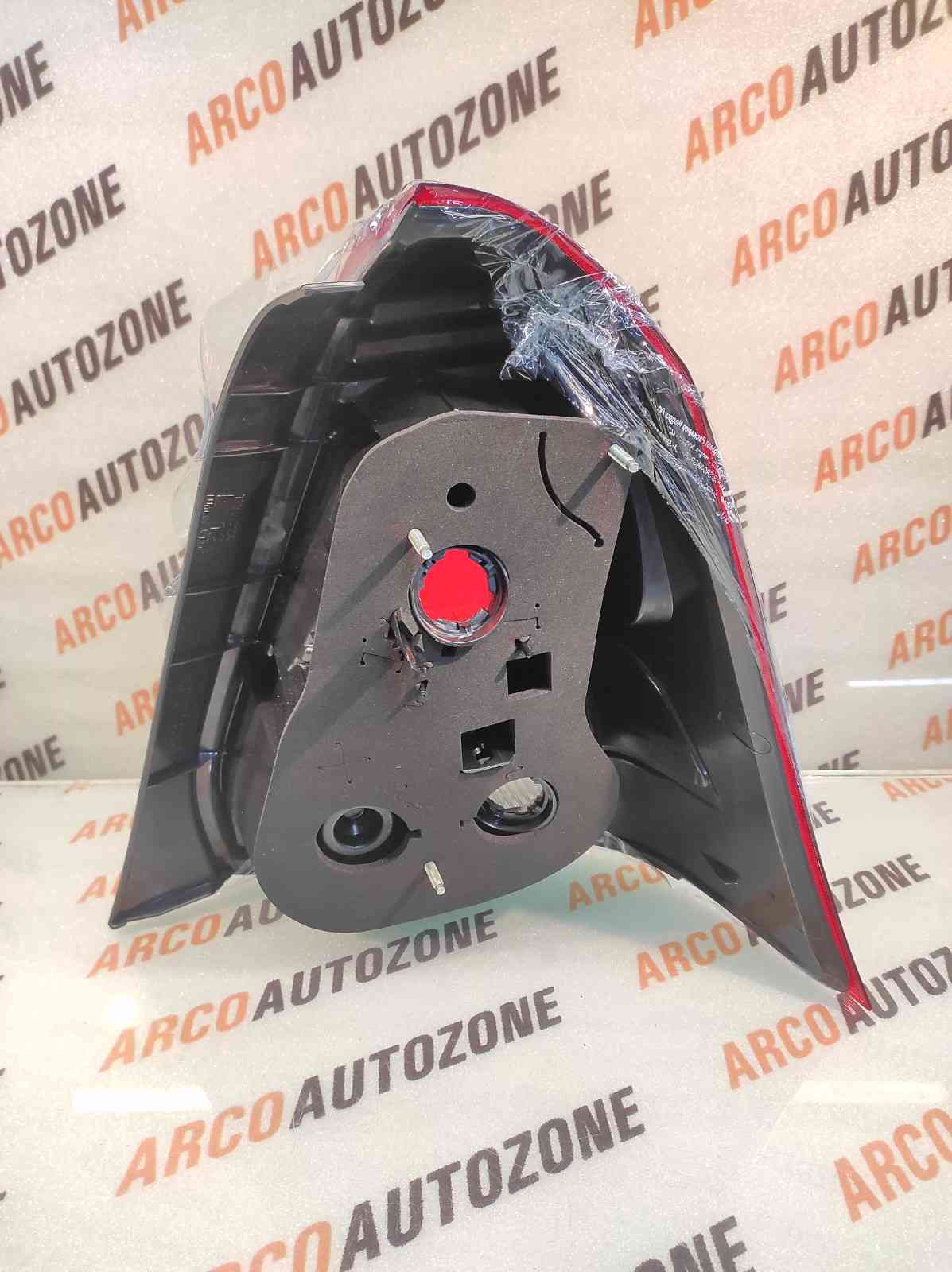 LIGHTING TAIL LIGHT ETIOS T2 LEFT LUMAX 072RCUCLL