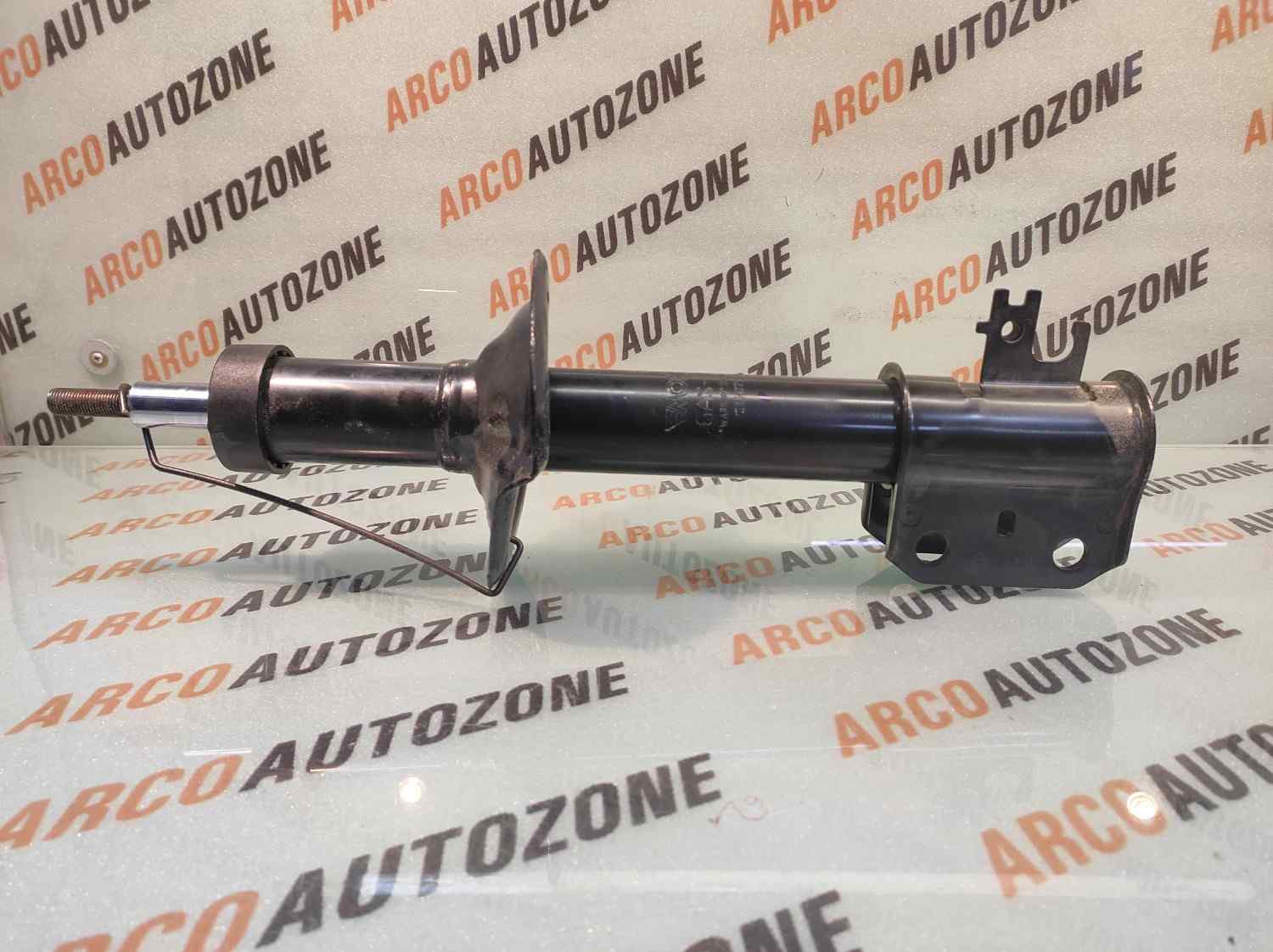 FRONT SHOCKER ETIOS RIGHT LEFT COM MON M2N3G7913
