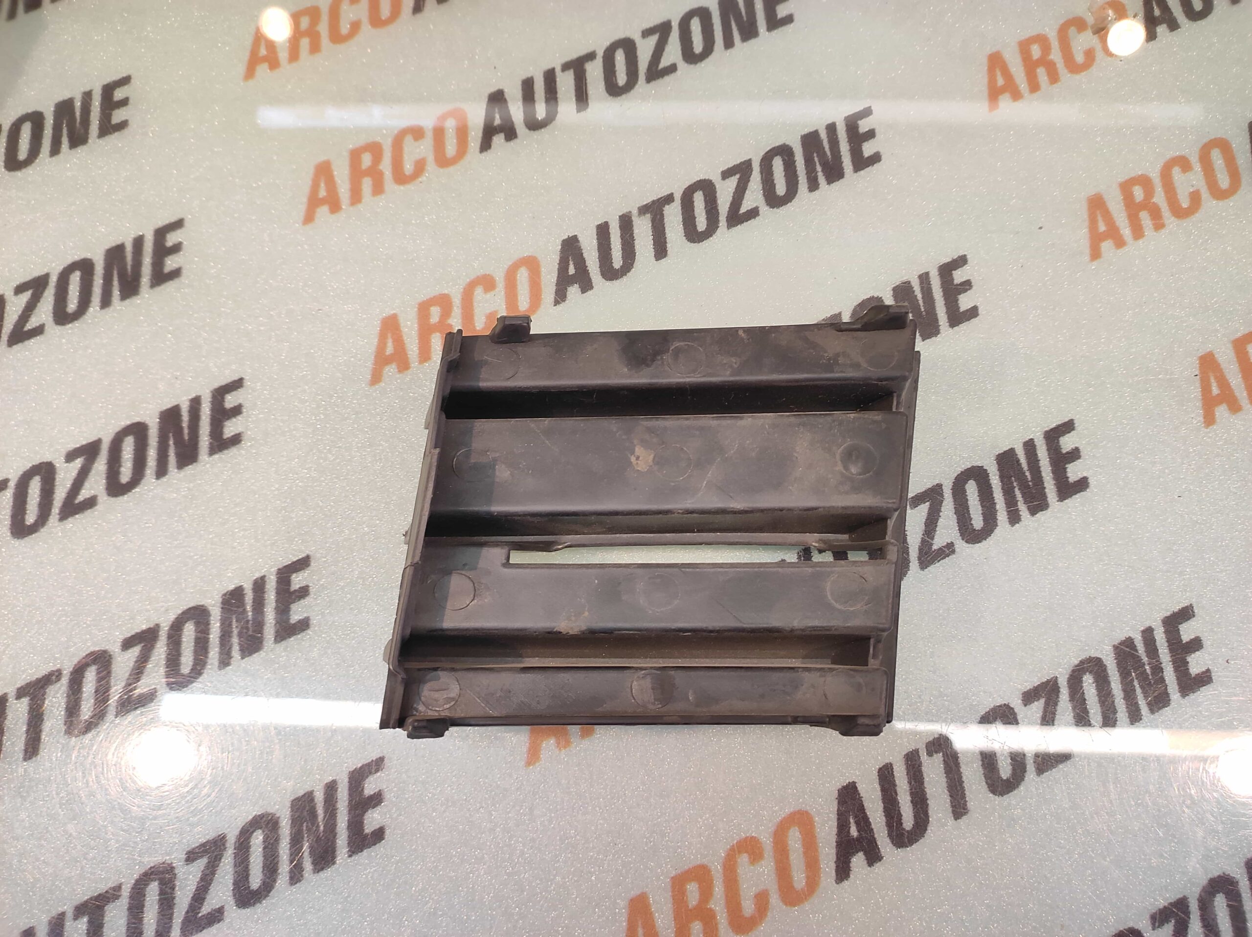 FOG LAMP COVER LAURA T1 RIGHT KONE 1Z0853666B41