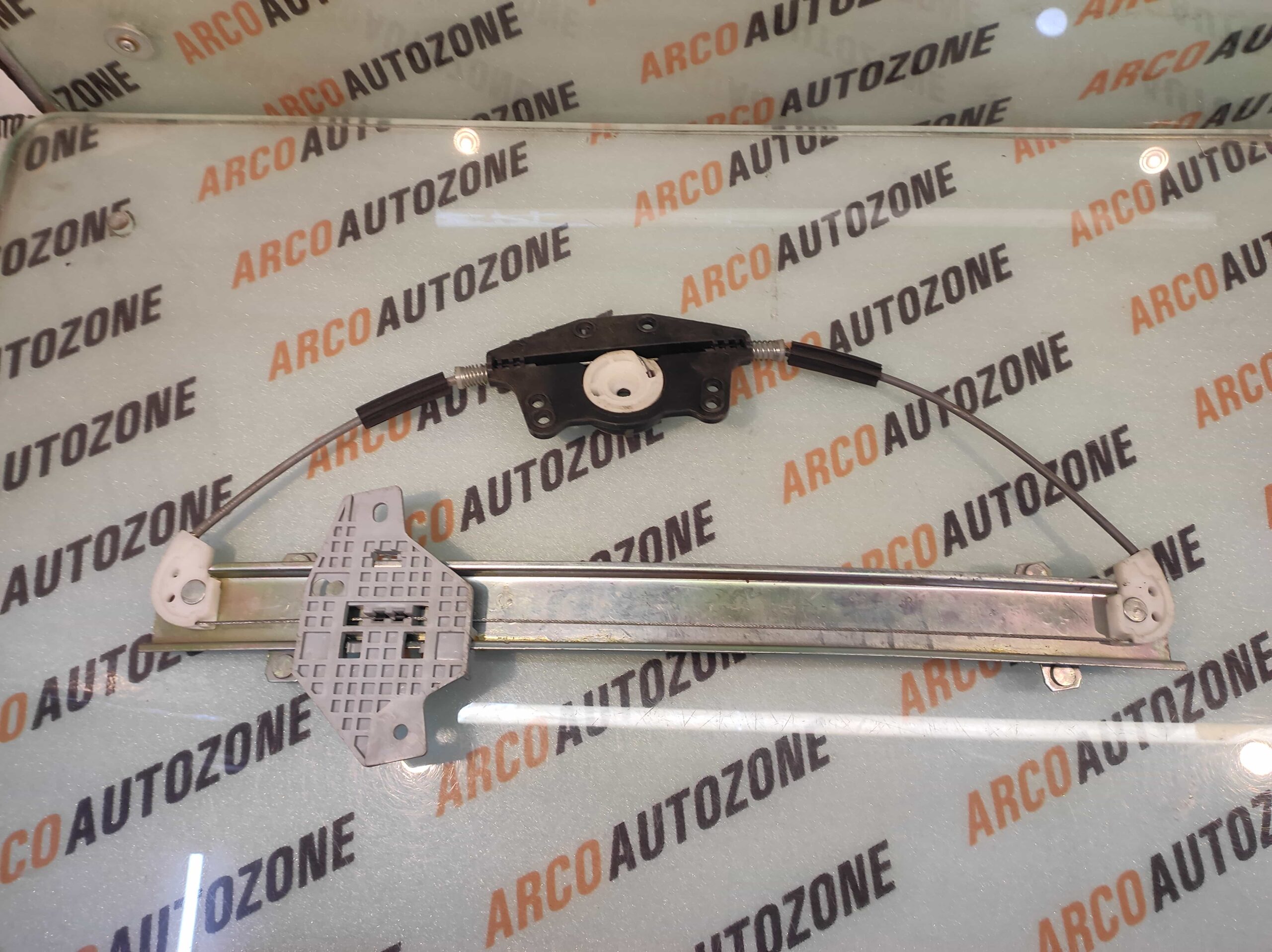 GLASS MACHINE VERNA 07 PWR FRONT LEFT