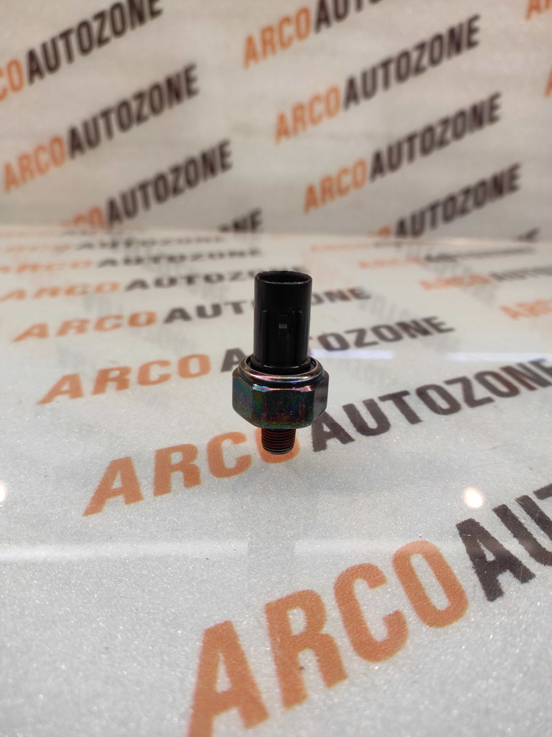 OIL PRESSURE SWITCH EON SANTRO HYUNDAI ALL IMP 9475002000