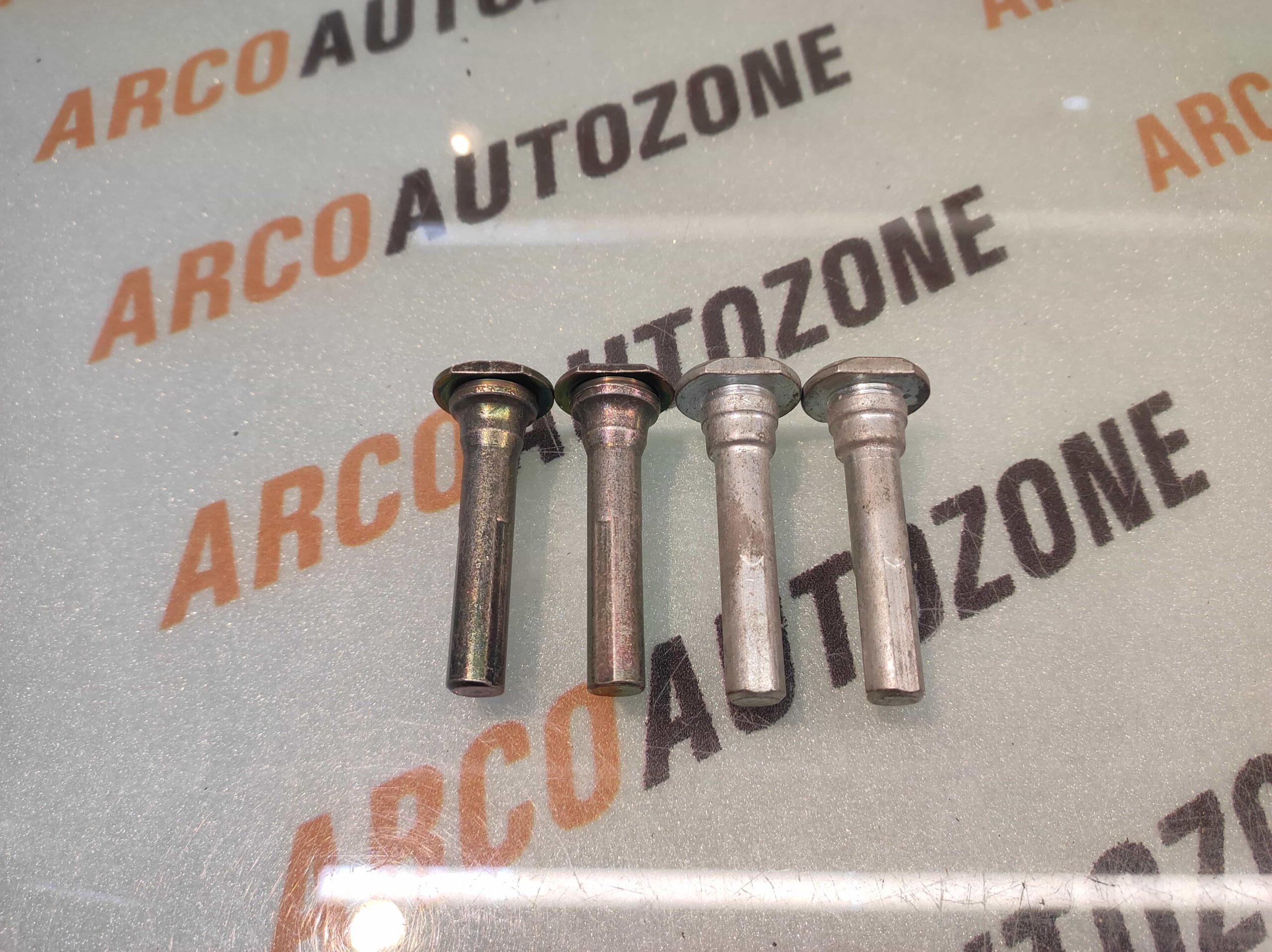CALIPER PIN CAR INDICA KWID SET
