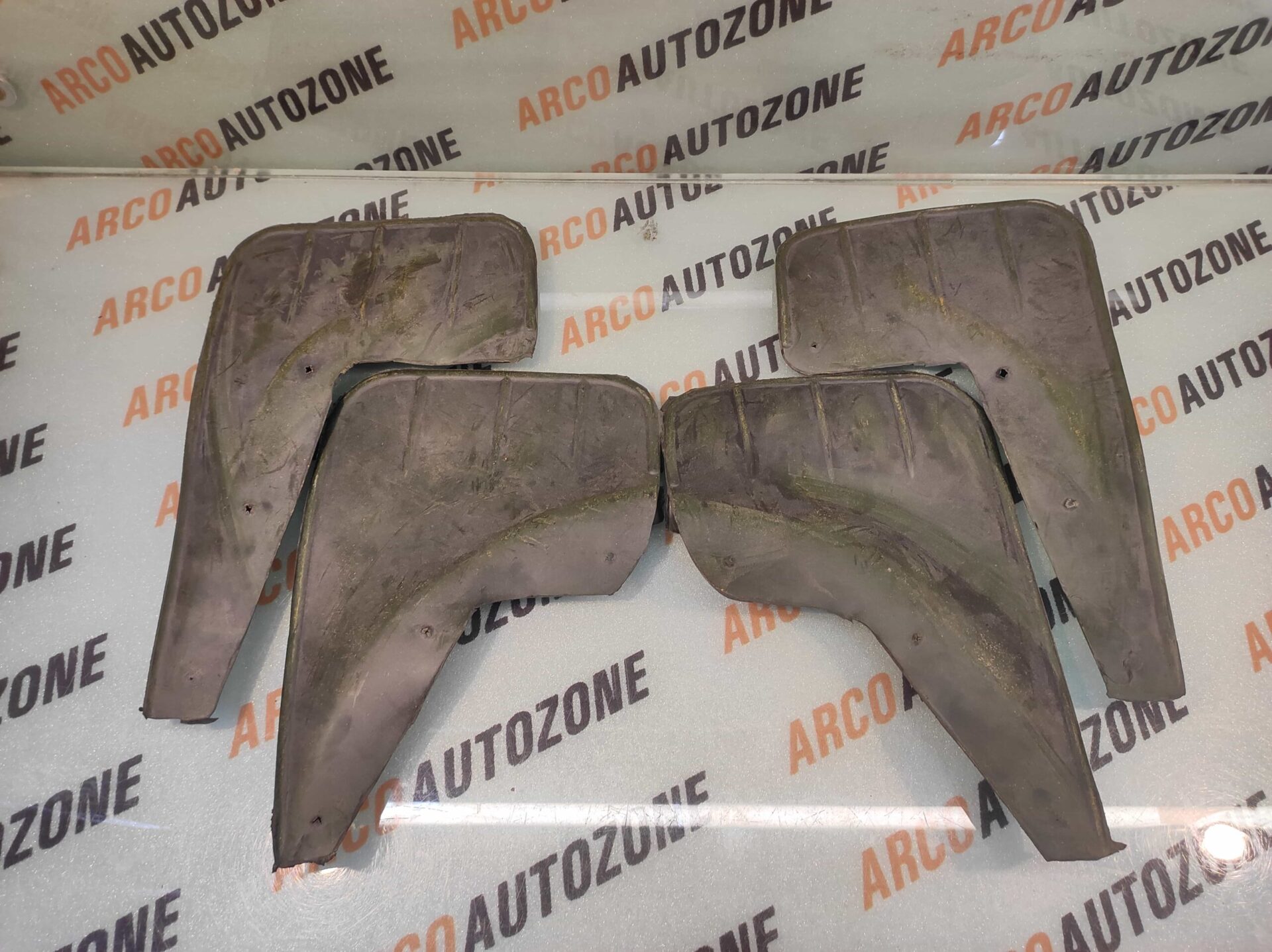 MUD FLAP RUBBER INDICA VISTA