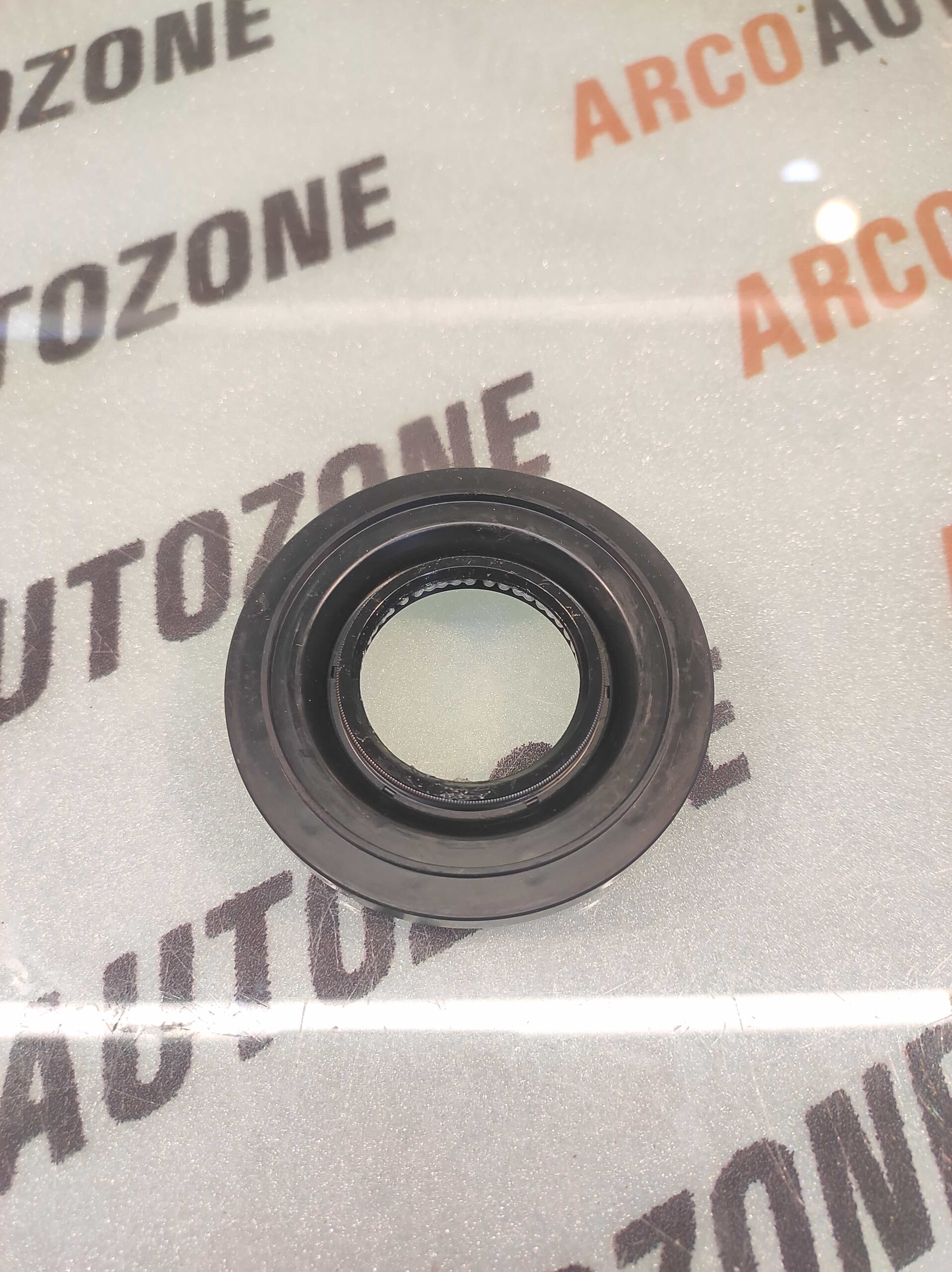 AXLE SEAL MARUTI CAR 800 T2 IND 09283M35032
