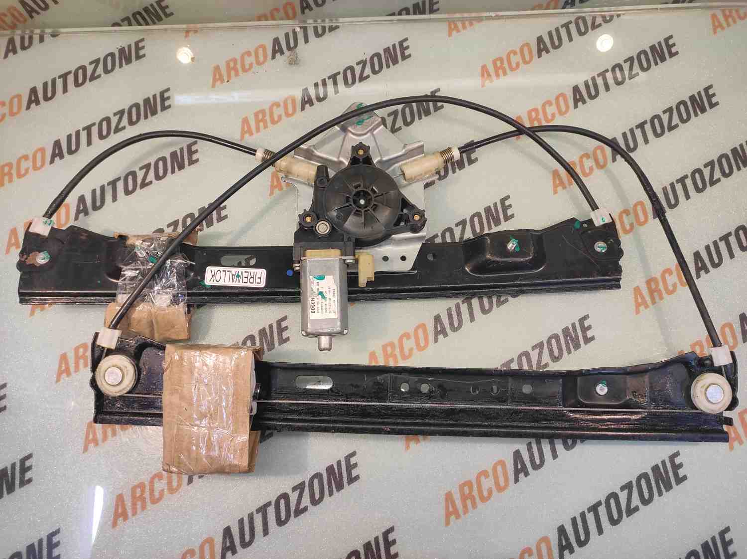 GLASS MACHINE HECTOR FRONT LEFT WITH MOTOR MG 23585281