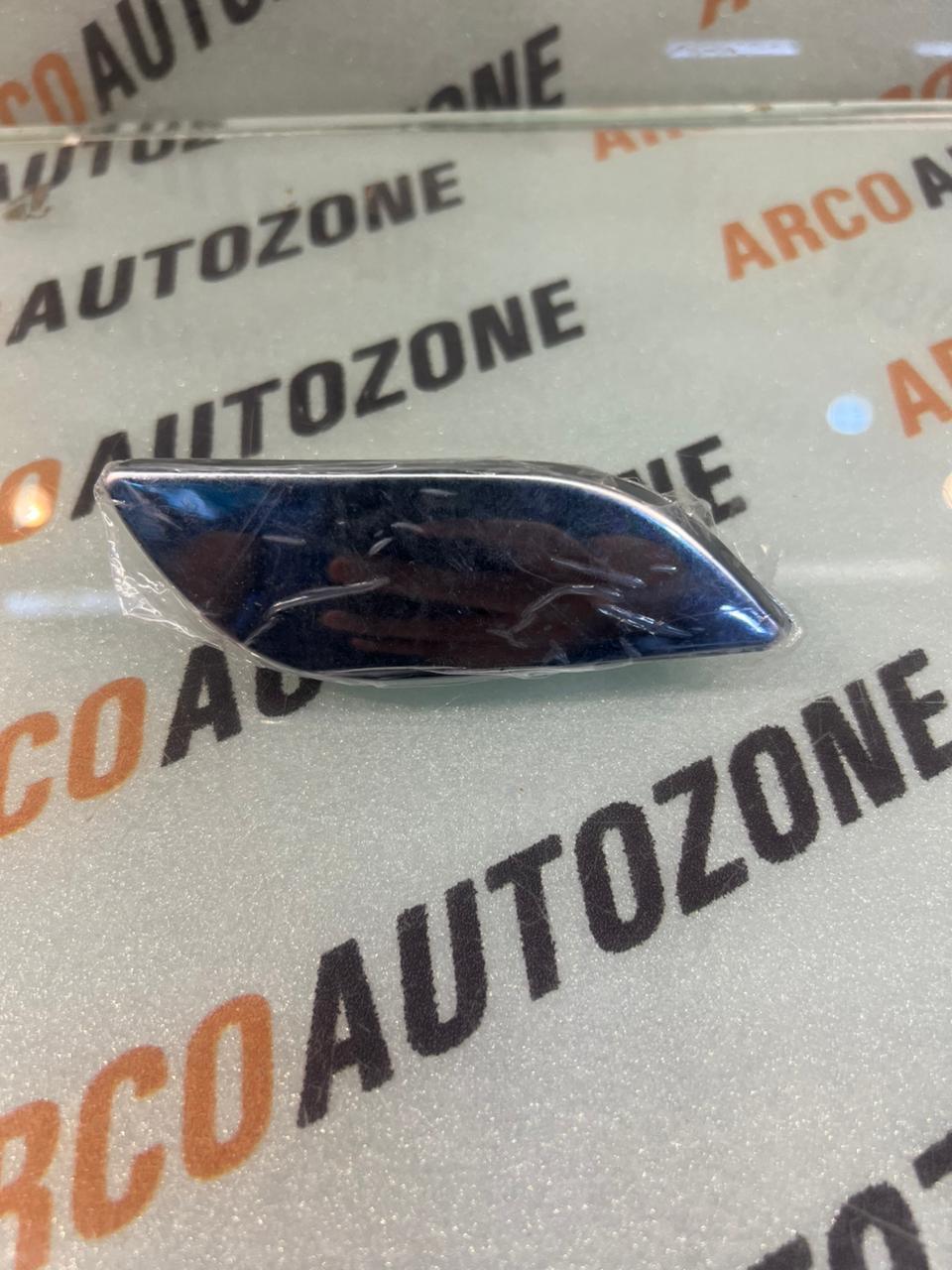 WASHER CAP SUPERB 2ND GEN LEFT CHROME IMP 3TD955109