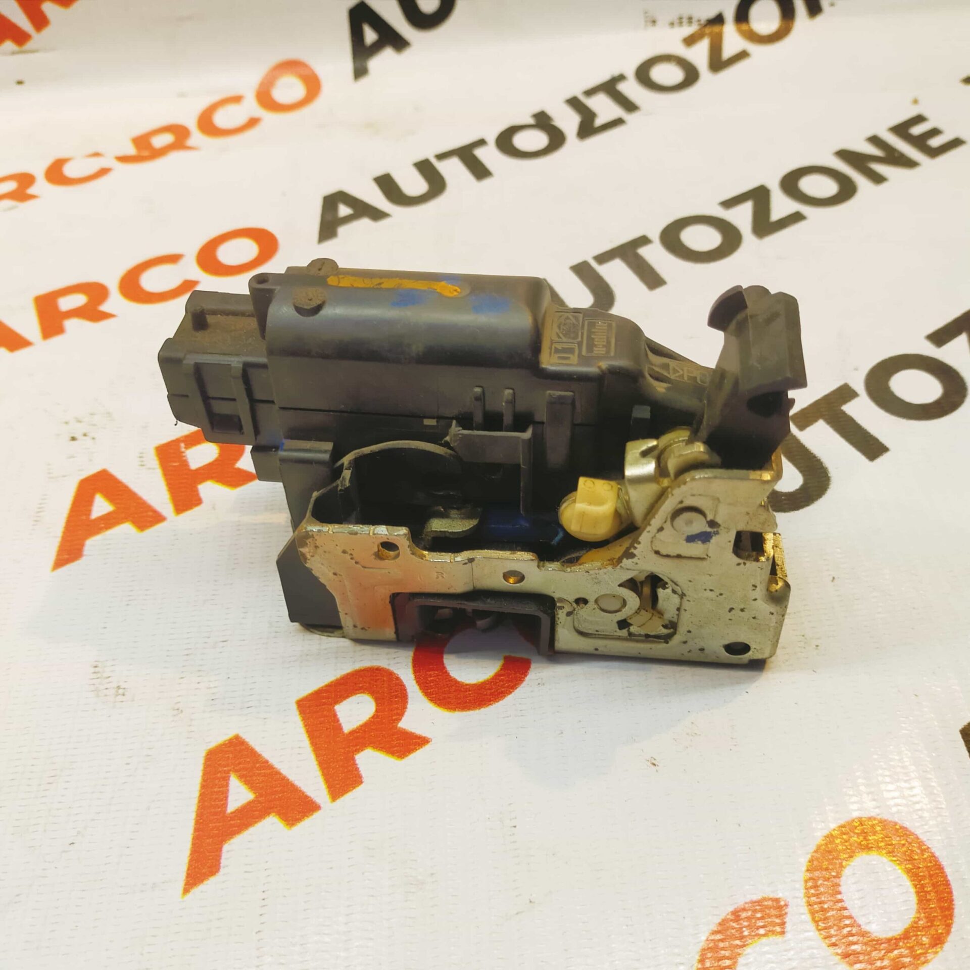 DOOR LATCH DUSTER REAR RIGHT IMP