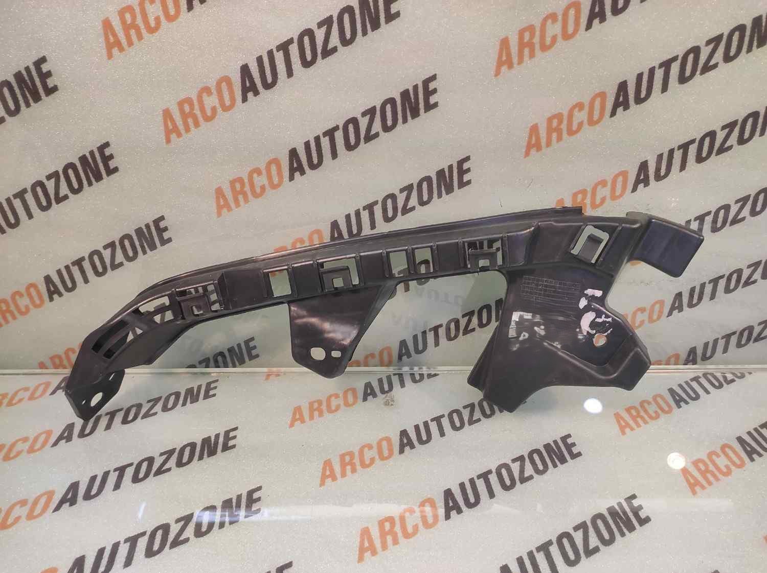 HEAD LIGHT BRACKET CITY T8 LEFT HD017122
