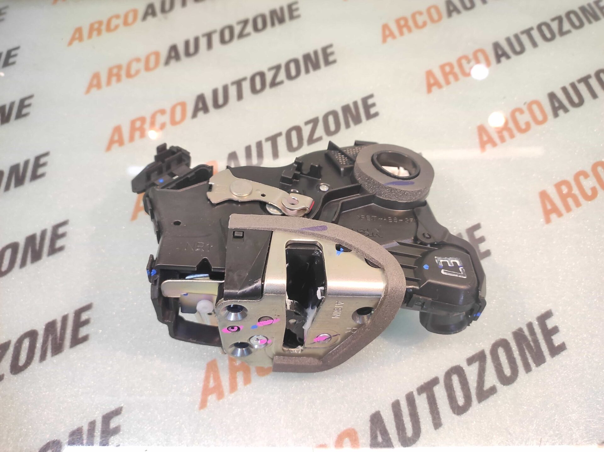 DOOR LATCH AMAZE BRIO MOBILIO FRONT RIGHT IMP 72110TG2K01