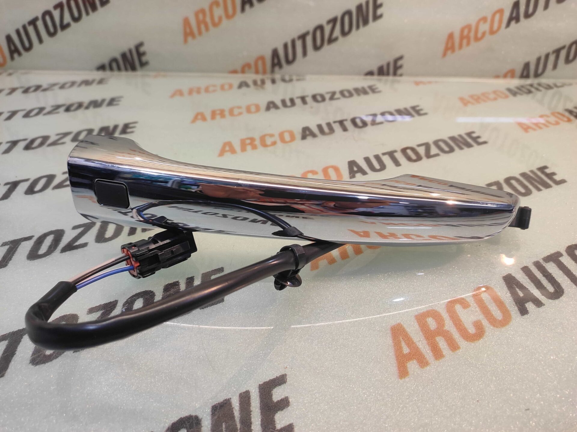 OUTER HANDLE CHROME VERNA 2018 FRONT RIGHT WITH SENSOR IMP 82661F9200