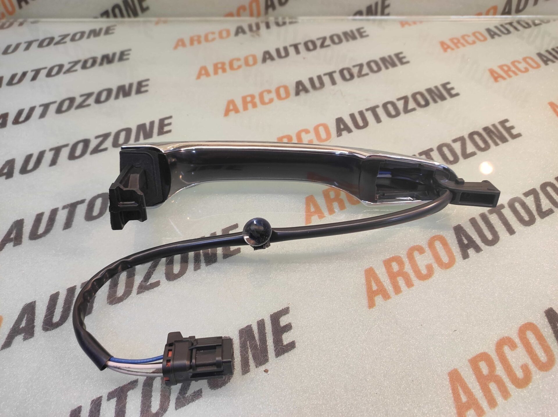 OUTER HANDLE CHROME VERNA 2018 FRONT RIGHT WITH SENSOR IMP 82661F9200