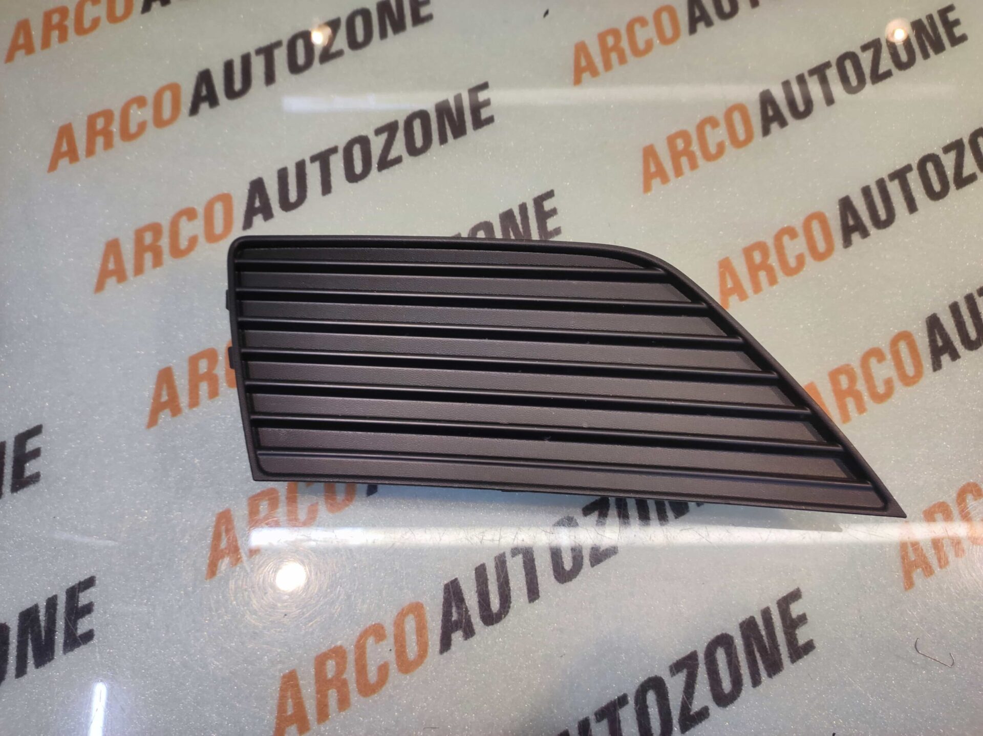REAR BUMPER GRILL CRETA T1 RIGHT WITHOUT SEN HYU 86624A000