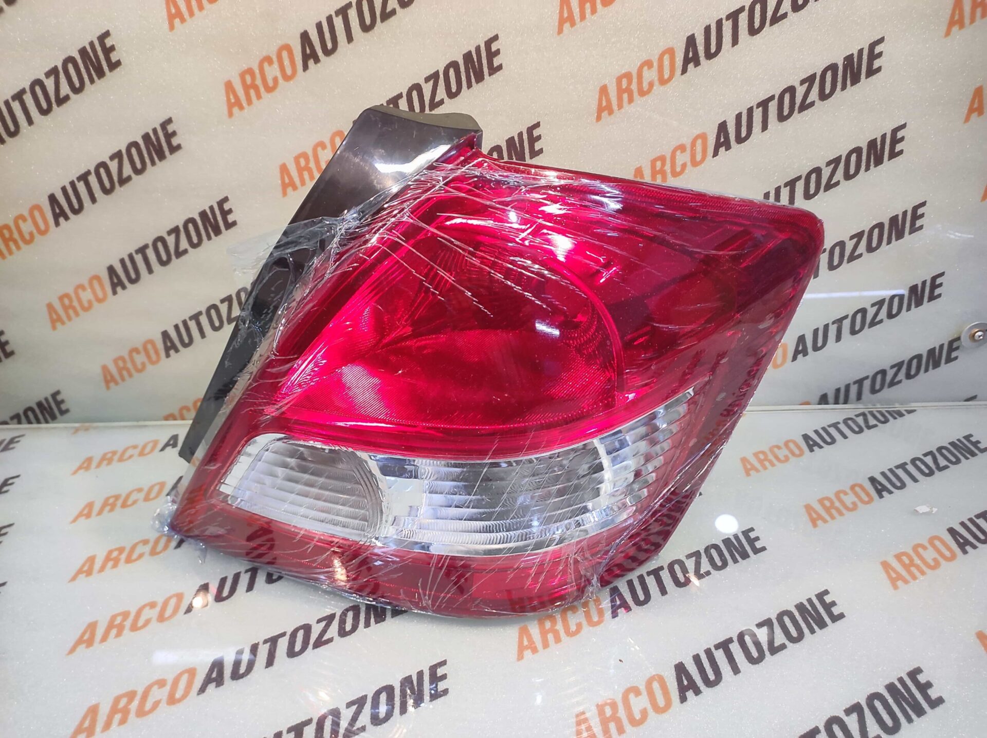 LIGHTING TAIL LIGHT DZIRE 12 RIGHT LUMAX 039RCUDZT2R