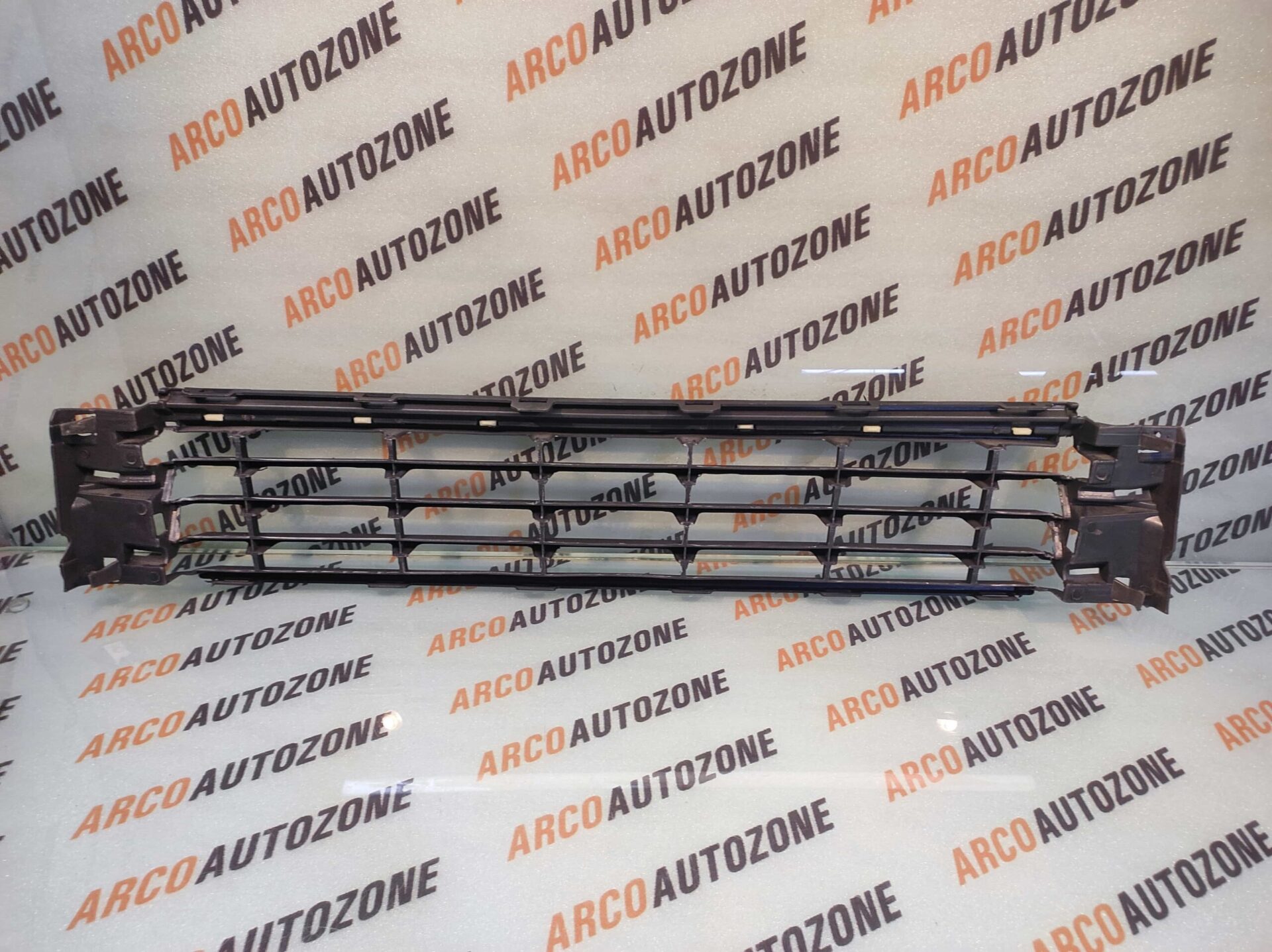 LOWER GRILL POLO T2 BLACK ACC VWDPO2FBGB