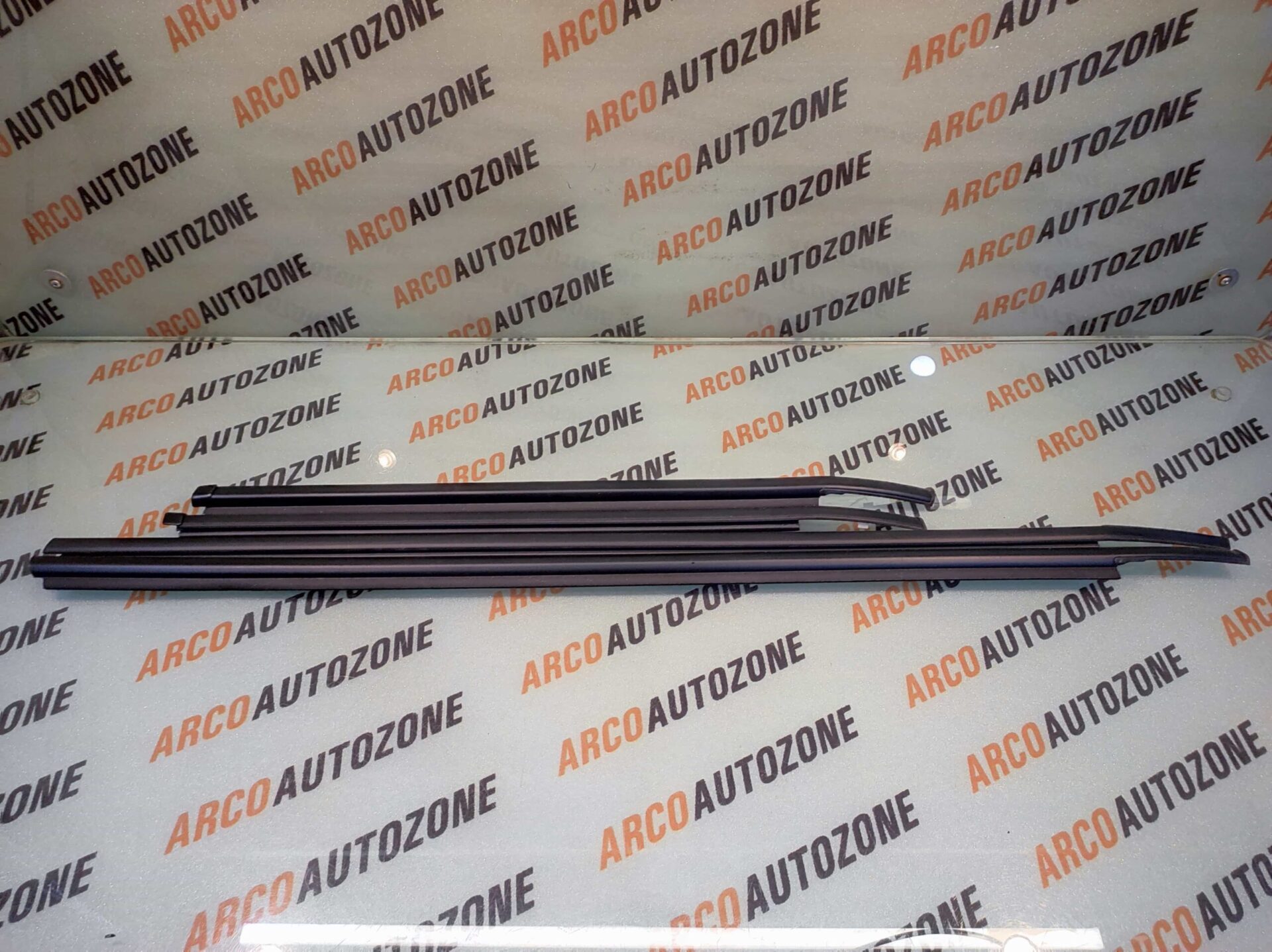 BODY OUTER WEATHERSTRIP OUTER GARNISH DZIRE 2012 SET ELPS