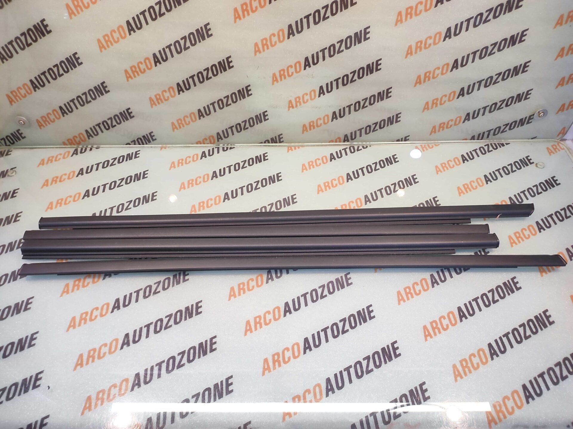 BODY OUTER WEATHERSTRIP OUTER GARNISH ALTO T1 K10 T1 SET ELPIS