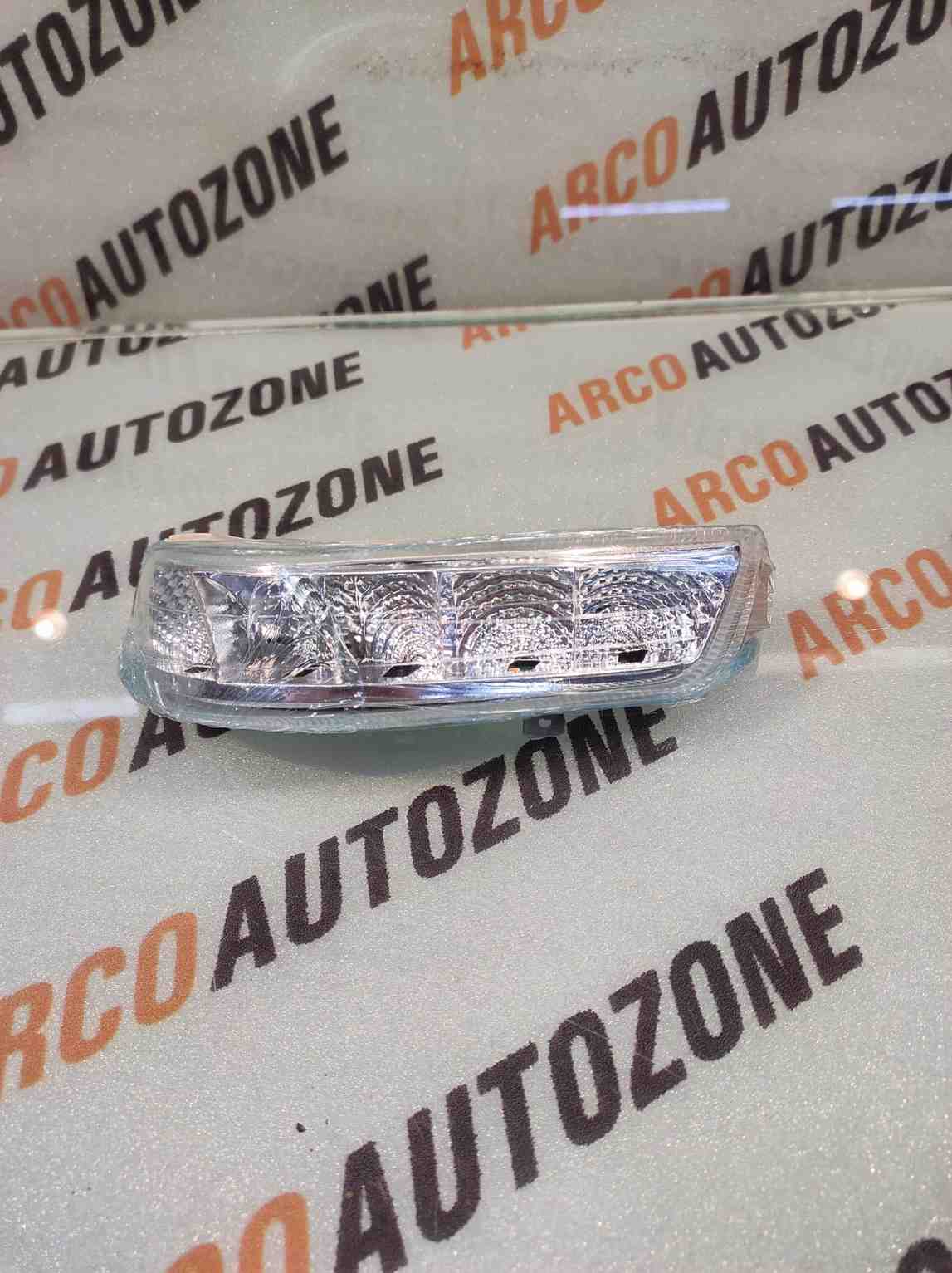 SIDE MIRROR INDICATOR XUV500 LEFT