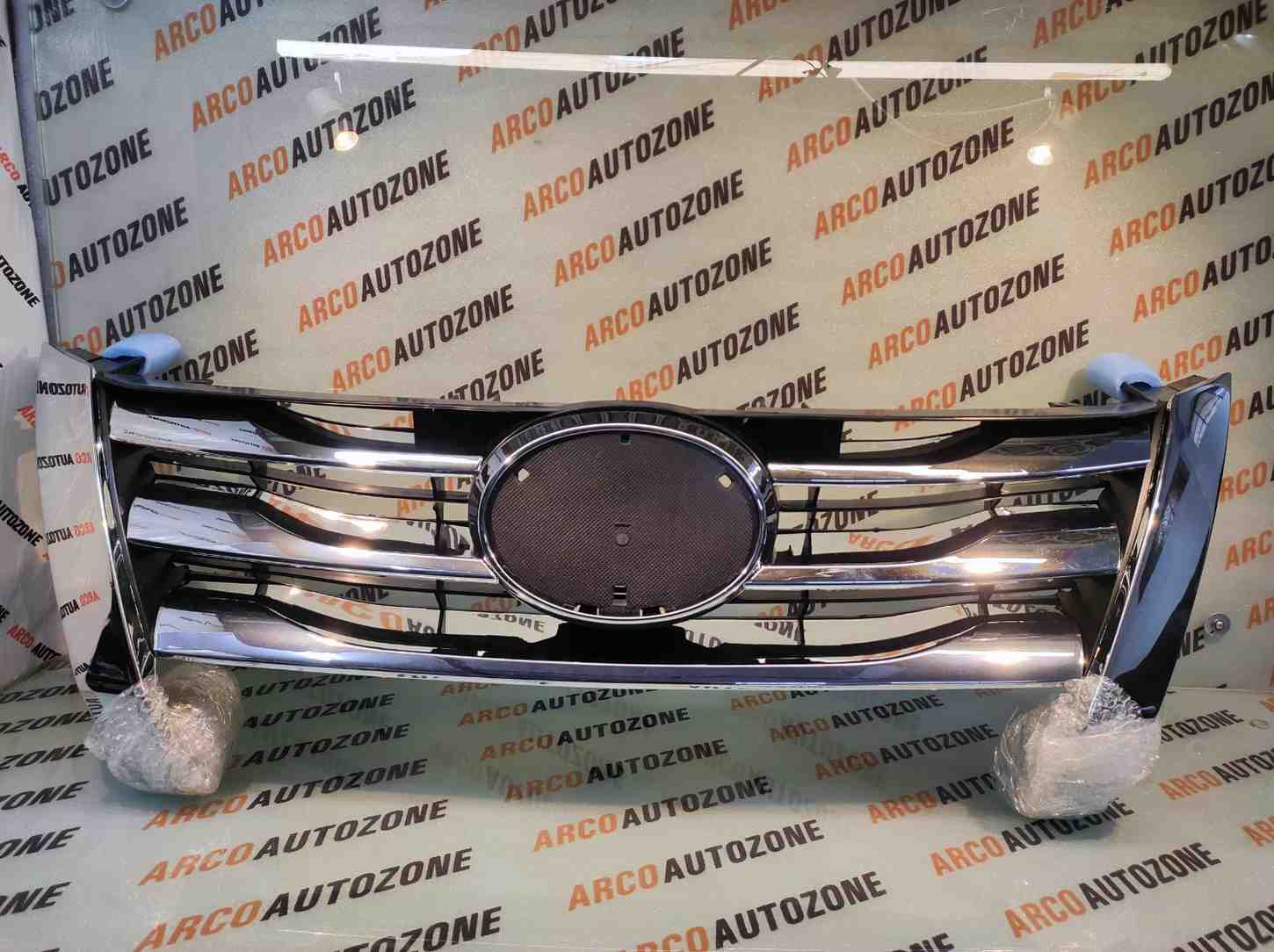 FRONT GRILL FORTUNER T4 WITH CHROM ACC TYDFO4FG