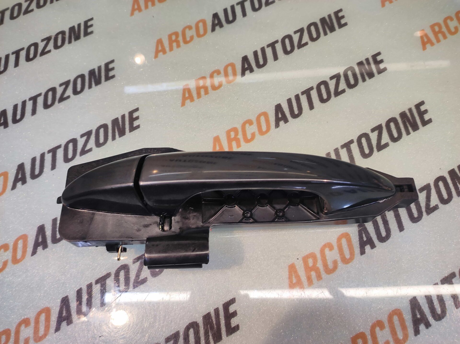 OUTER HANDLE WITH BRACKET ELITE FRONT LEFT CI22294