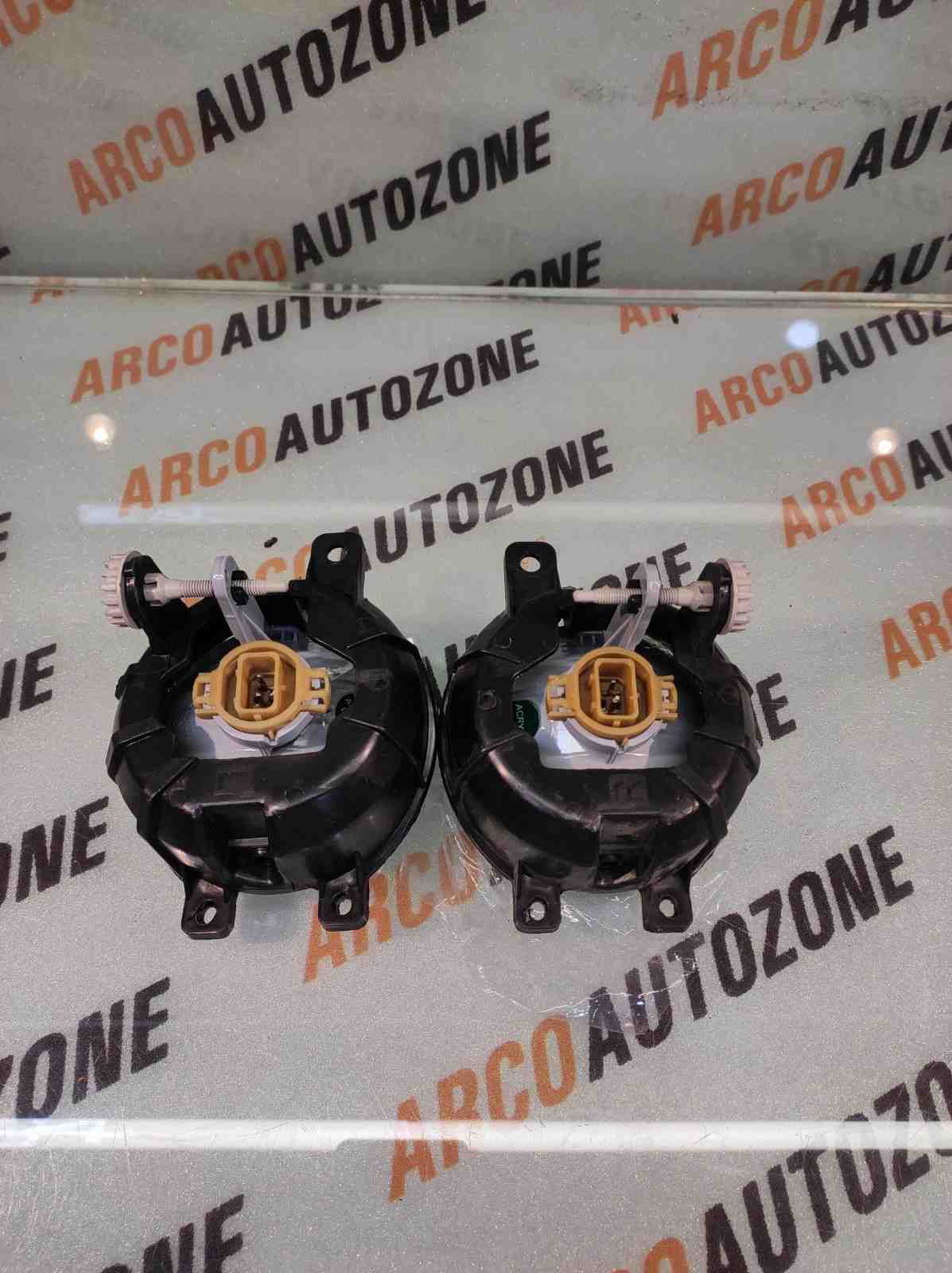 FOG LAMP SET INNOVA T3 T4 ALTIS T2 AUTOGOLD AGF00665